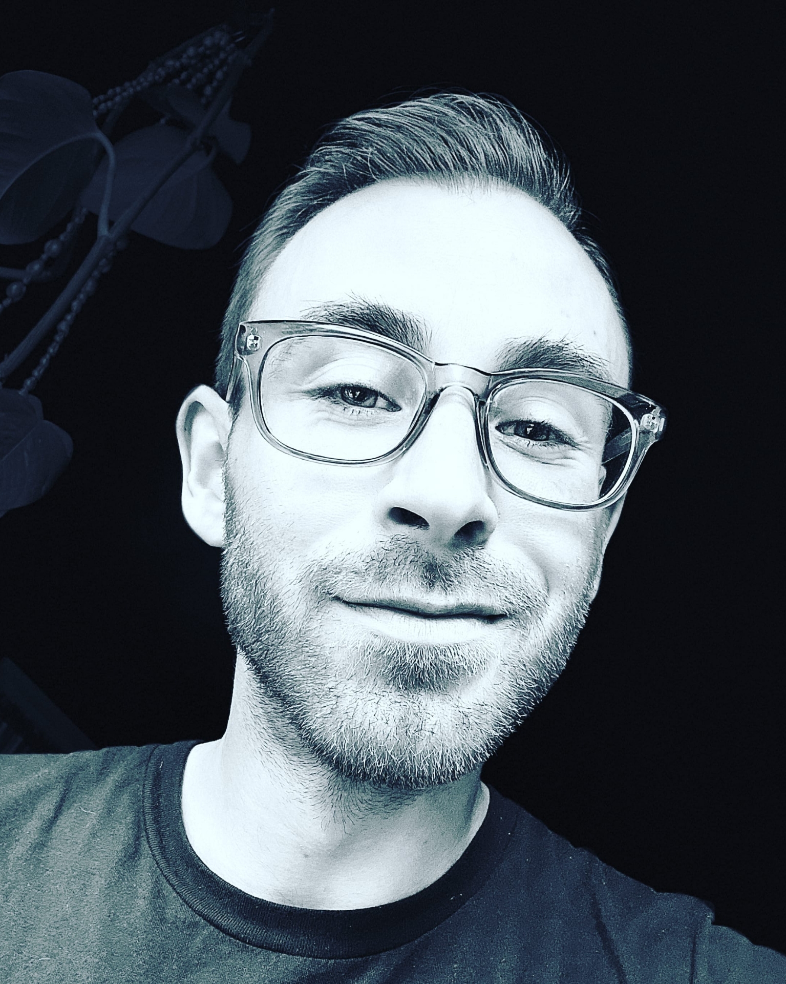 Tinder profile picture for @airhead
