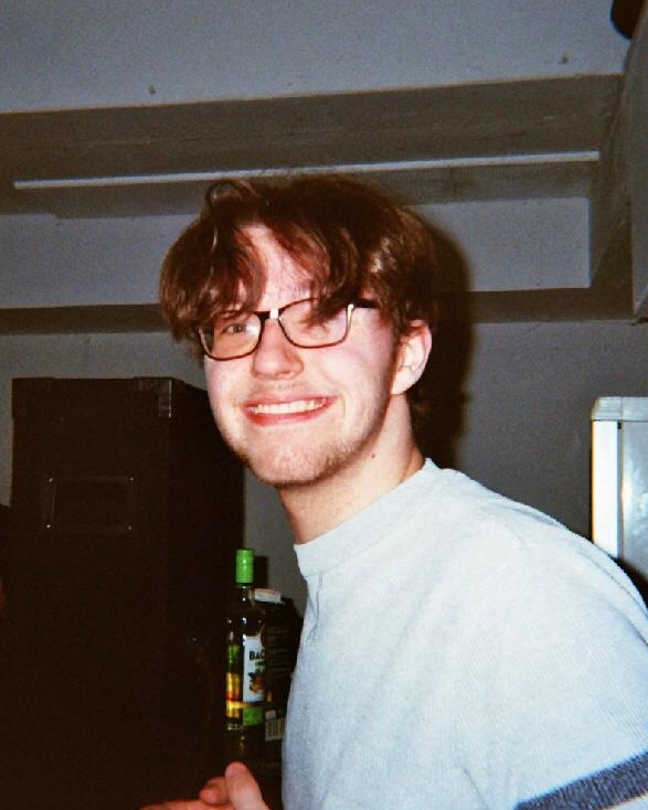 Tinder profile picture for @cps