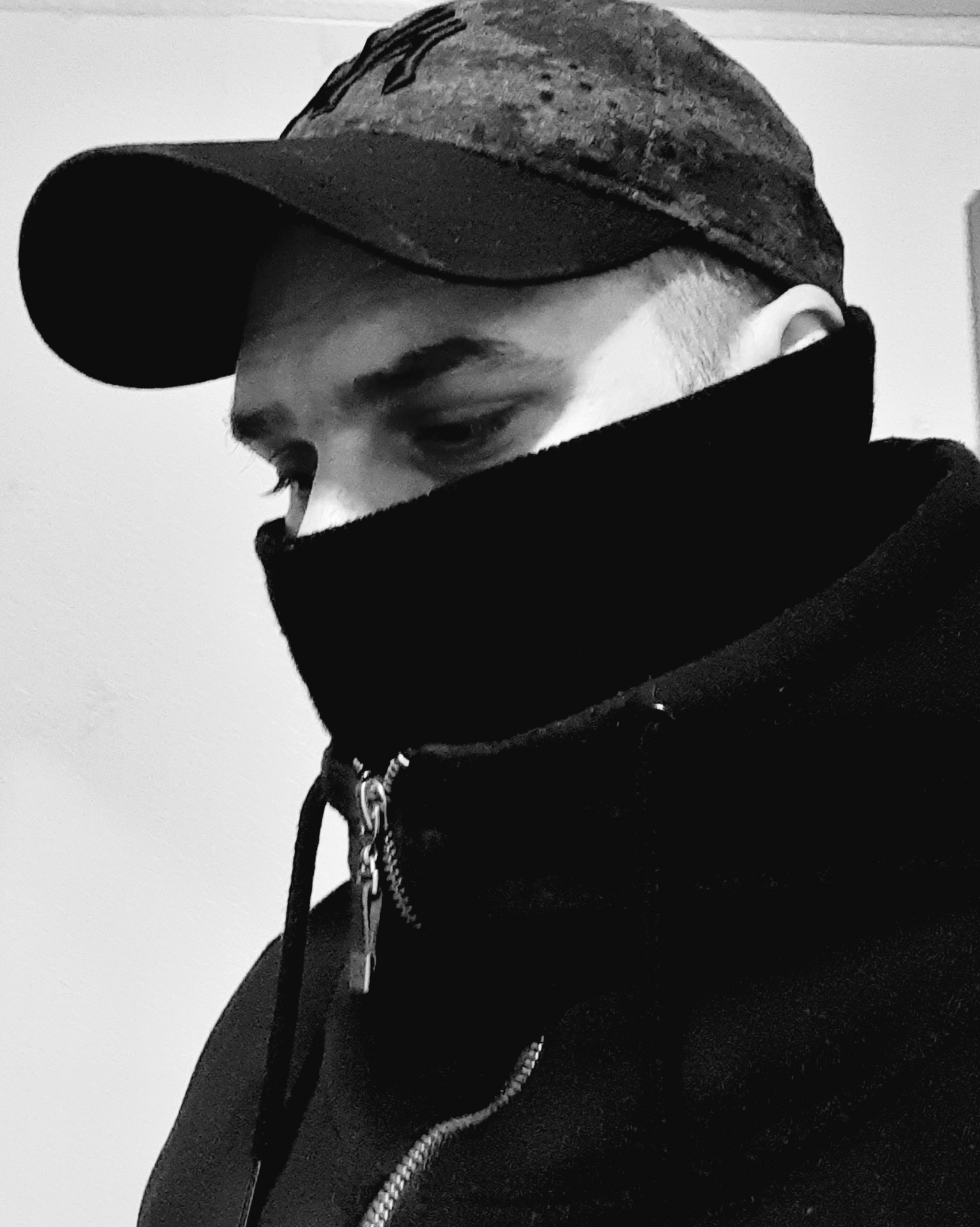 Tinder profile picture for @sparring