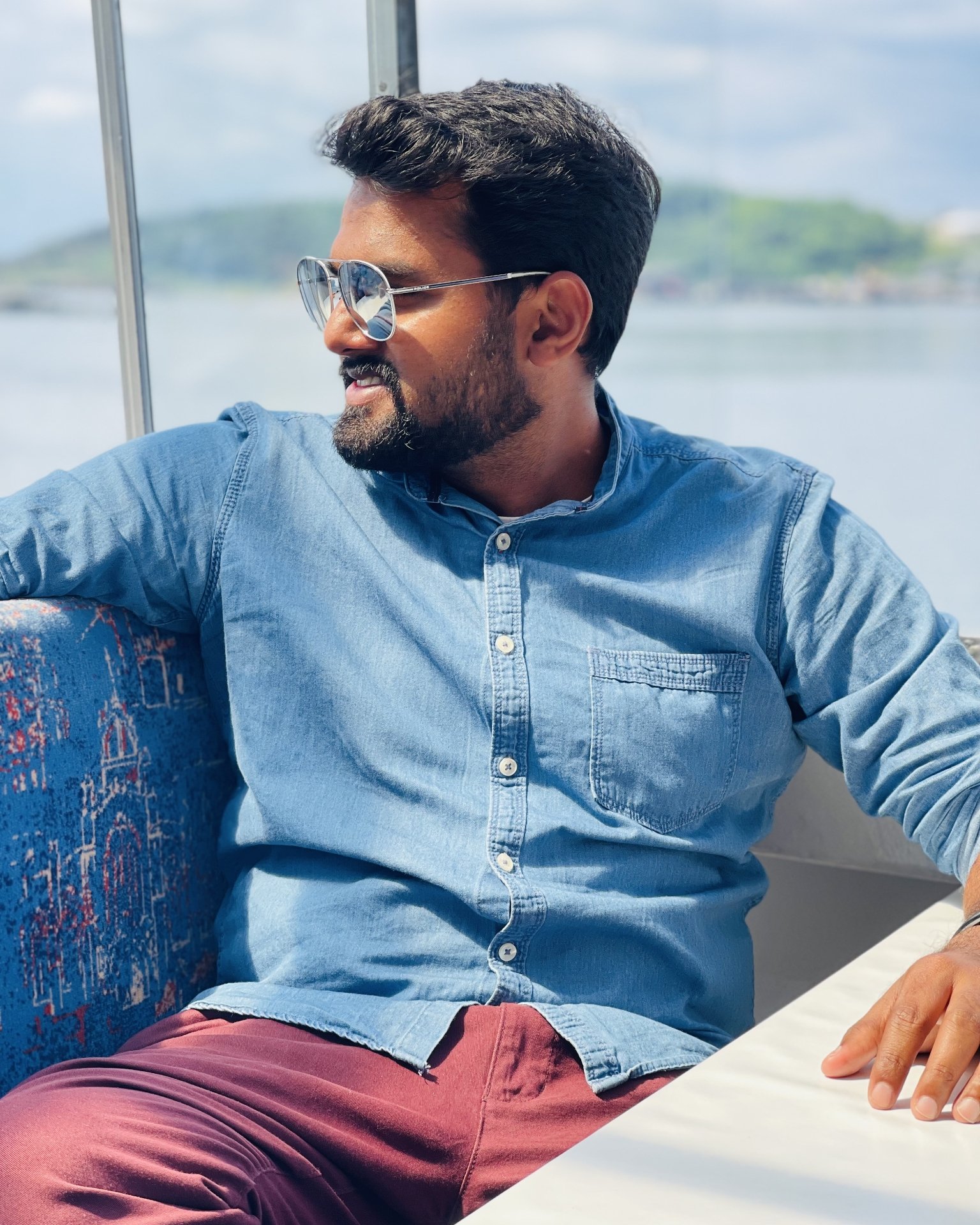 Tinder profile picture for @kannan