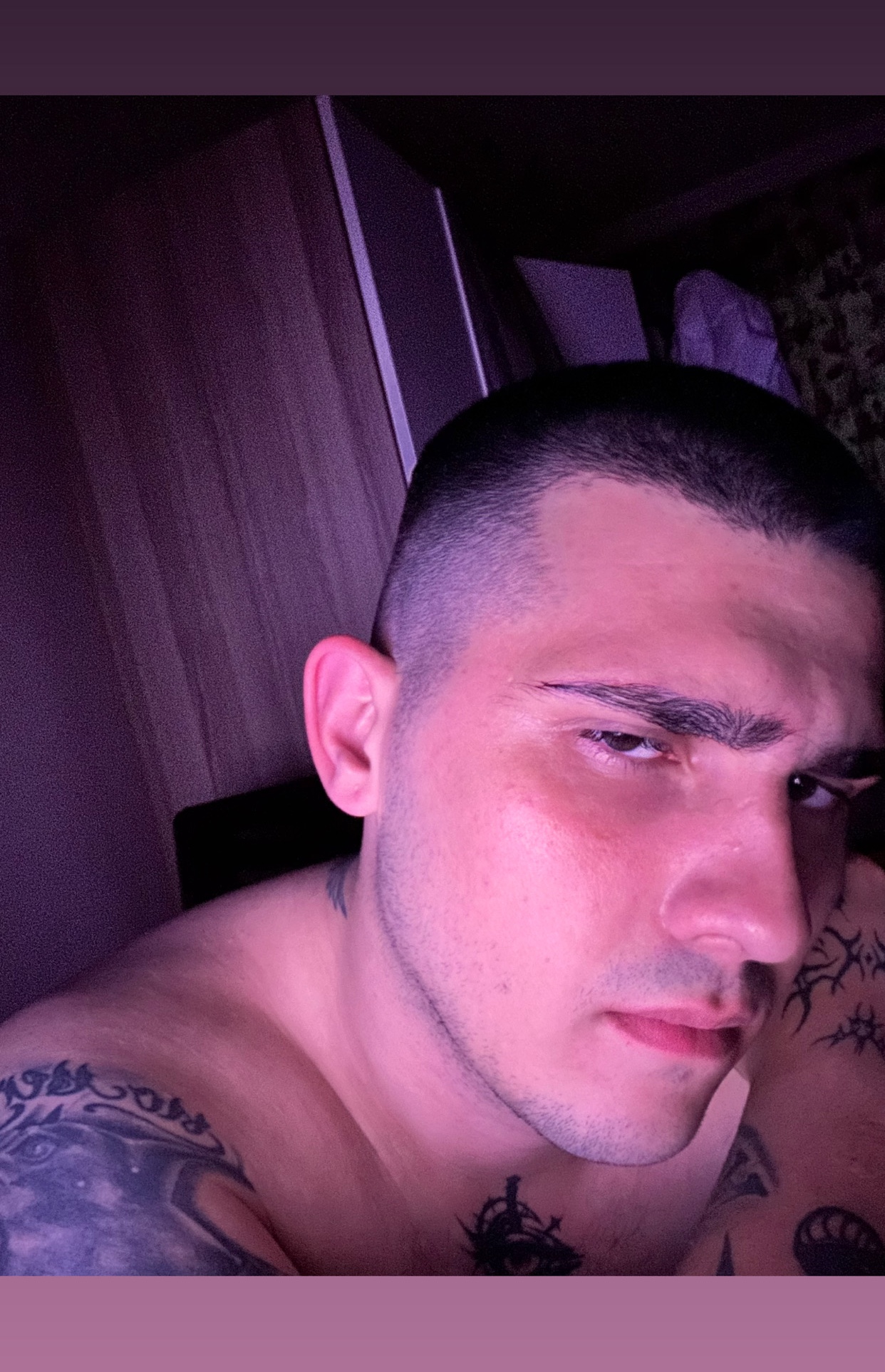 Tinder profile picture for @parsy