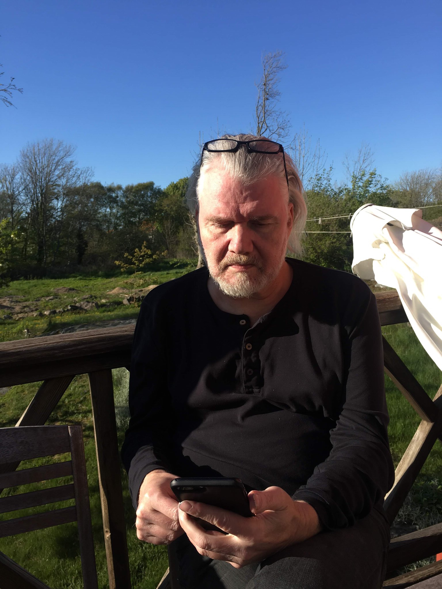 Tinder profile picture for @persistent