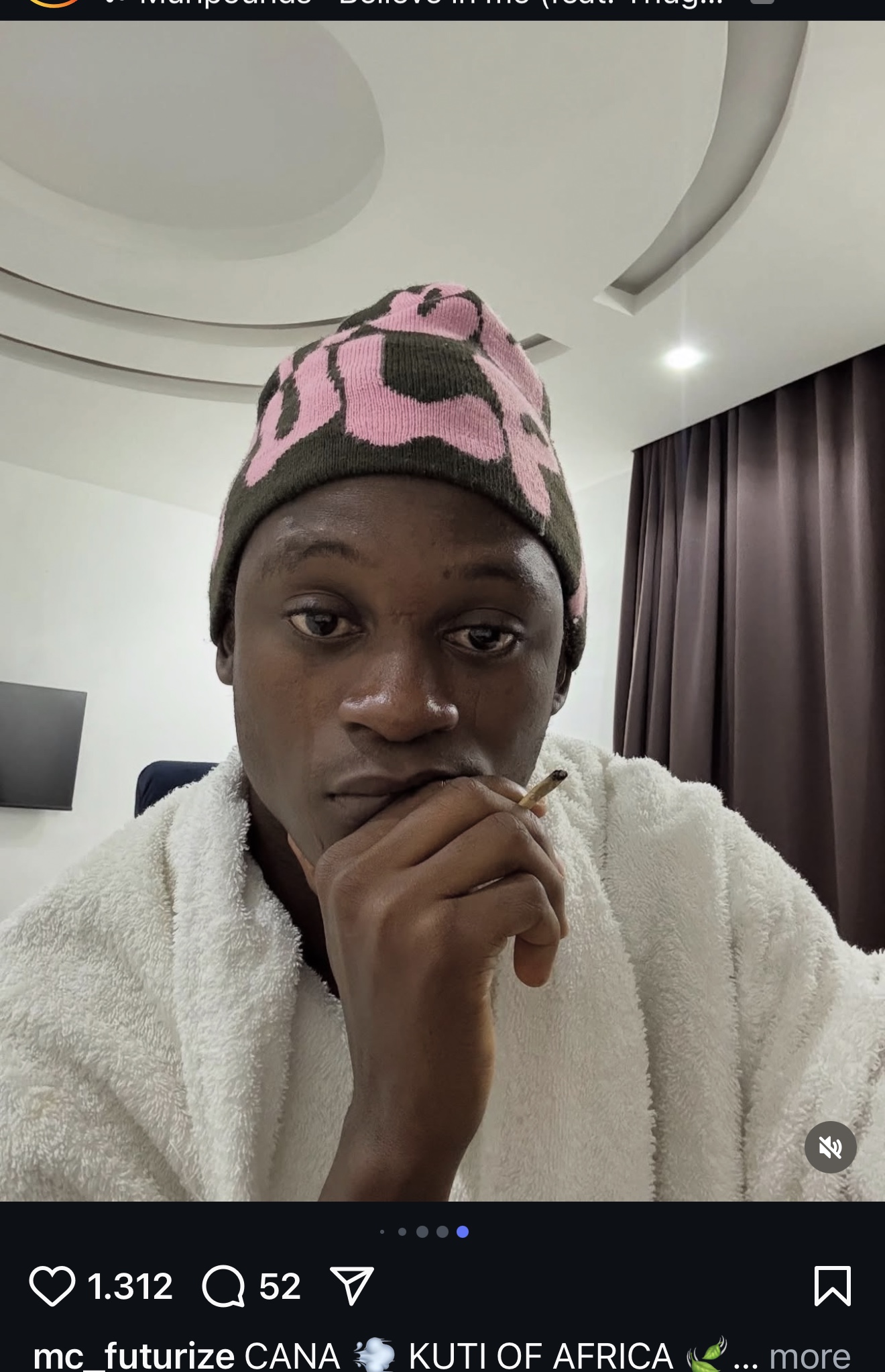 Tinder profile picture for @zillions