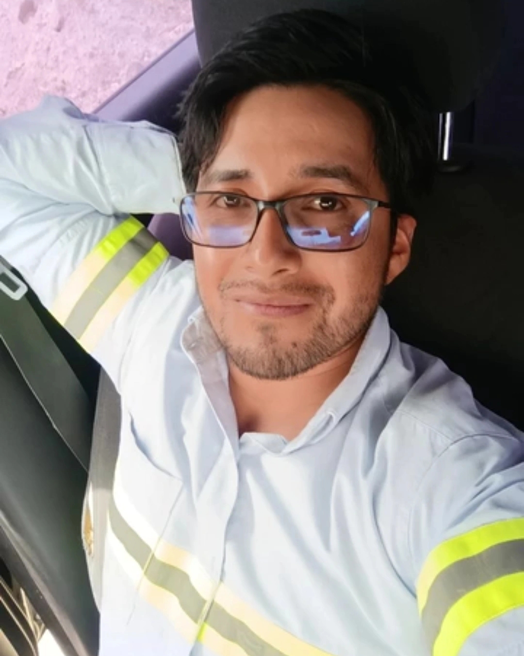 Tinder profile picture for @cop