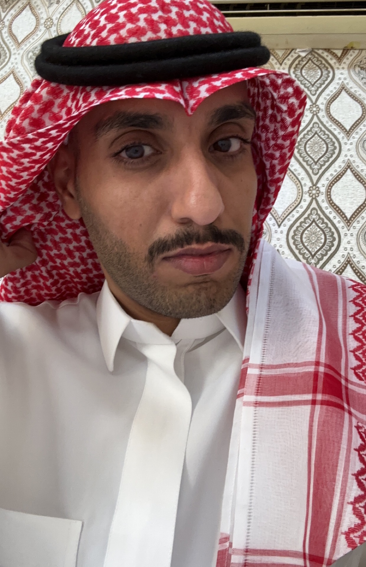Tinder profile picture for @else