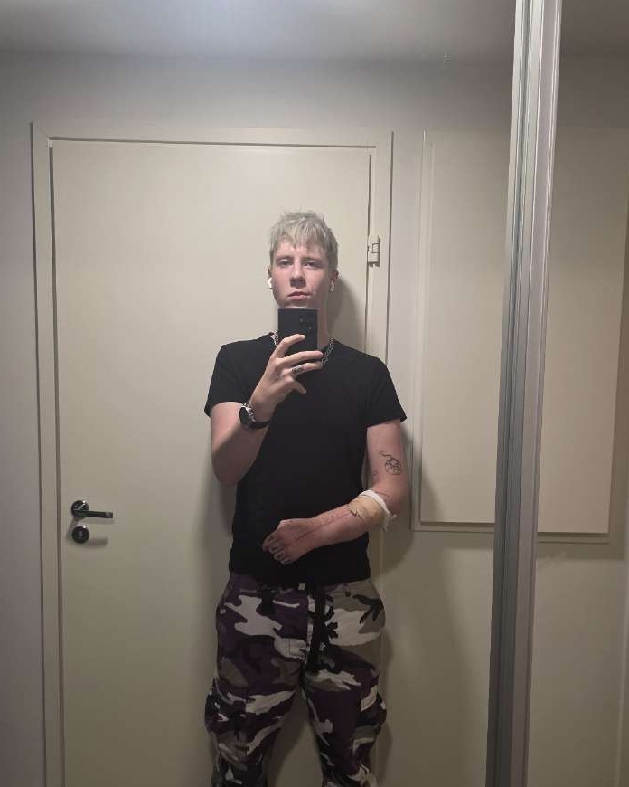 Tinder profile picture for @astral