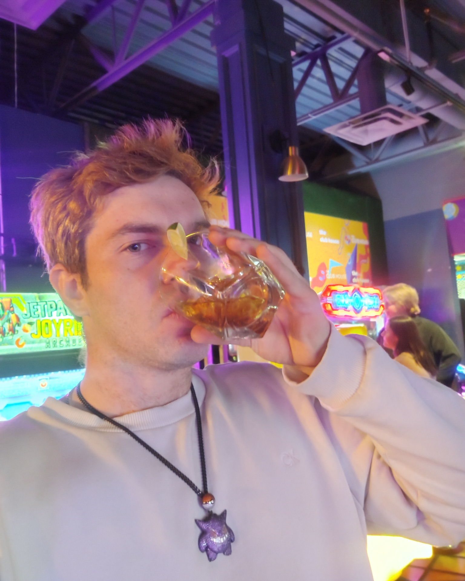 Tinder profile picture for @benched