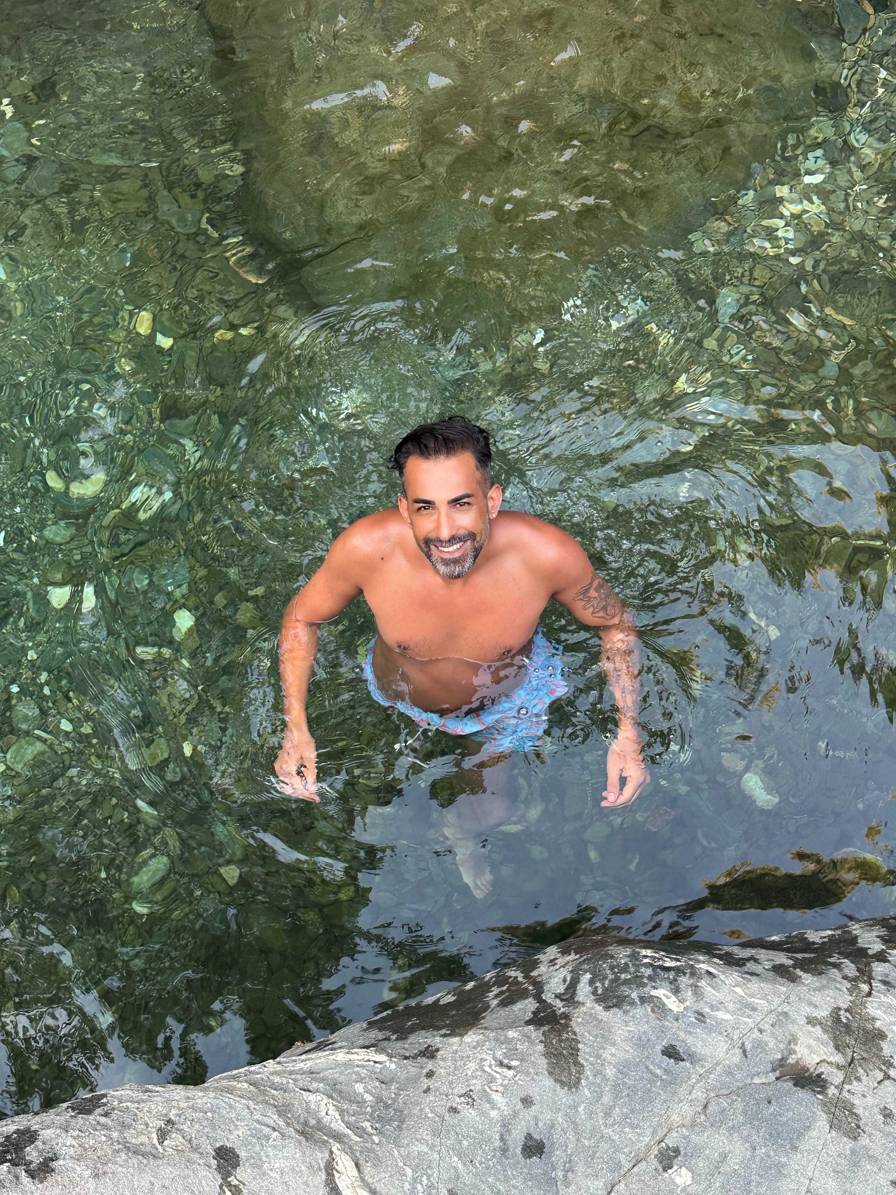 Tinder profile picture for @serbay