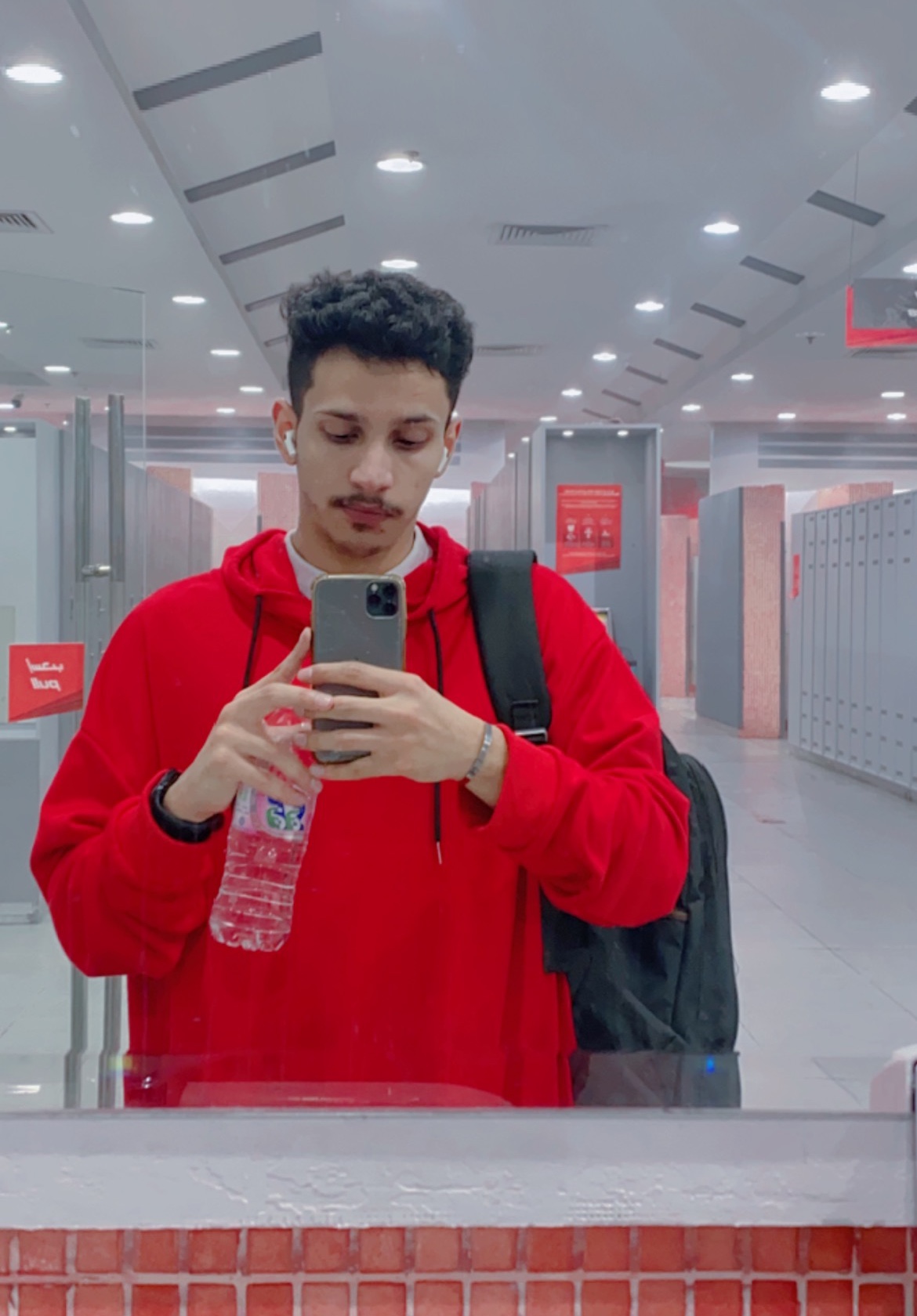 Tinder profile picture for @monn