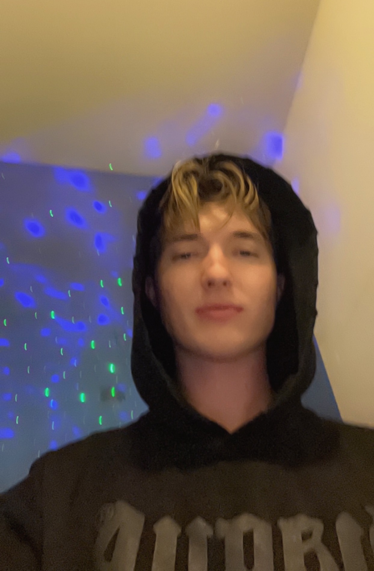 Tinder profile picture for @wont