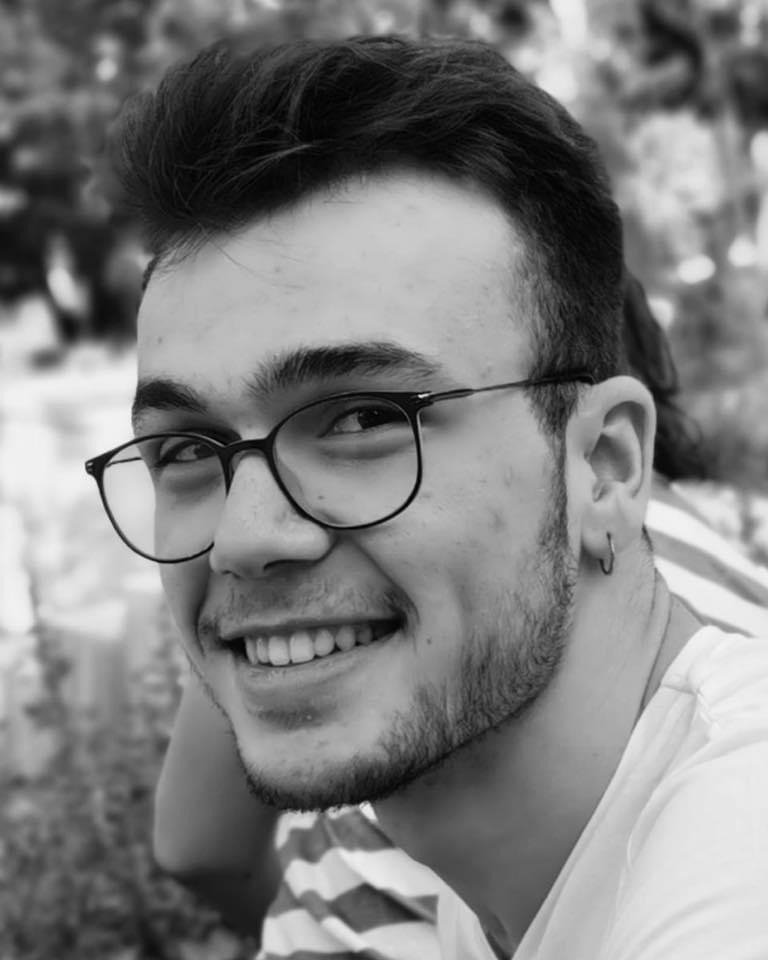 Tinder profile picture for @yamac