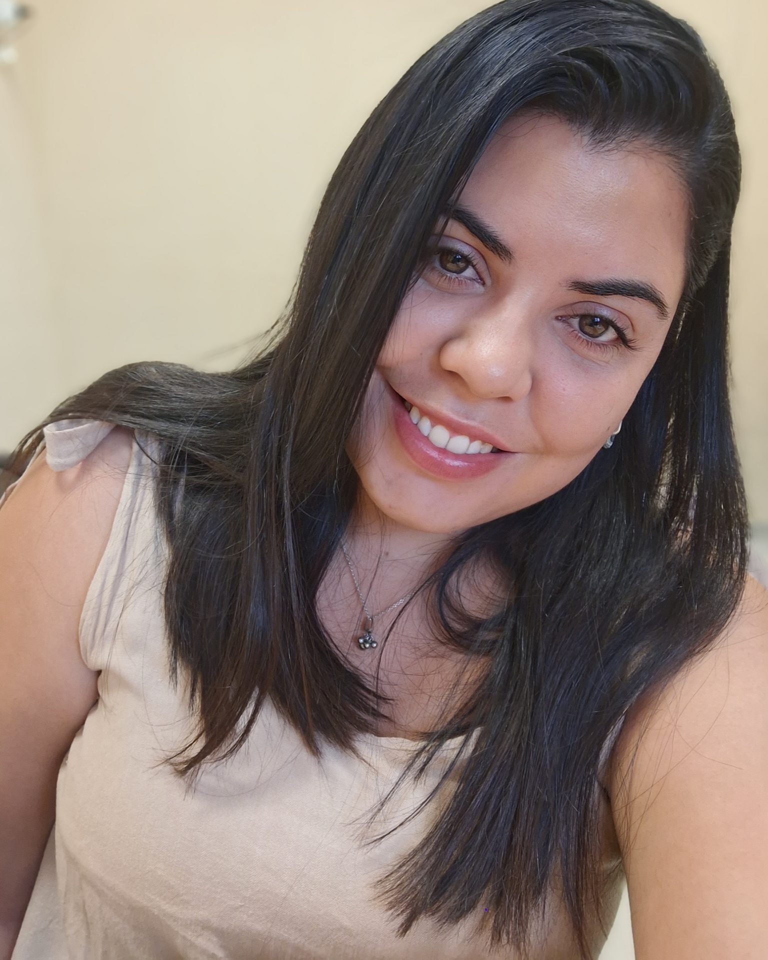 Tinder profile picture for @eliana