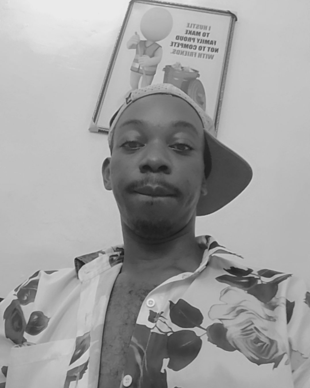 Tinder profile picture for @teegee