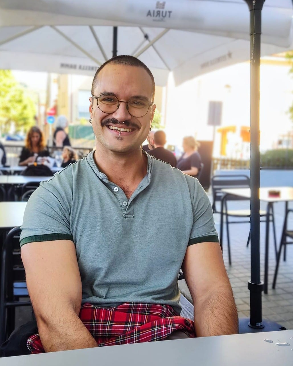 Tinder profile picture for @jruiz