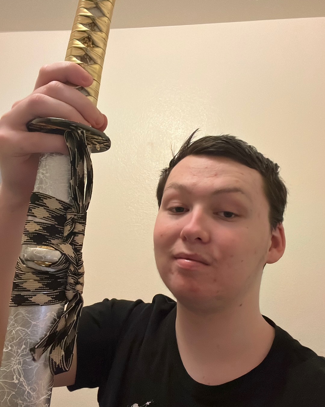 Tinder profile picture for @pyromaniac