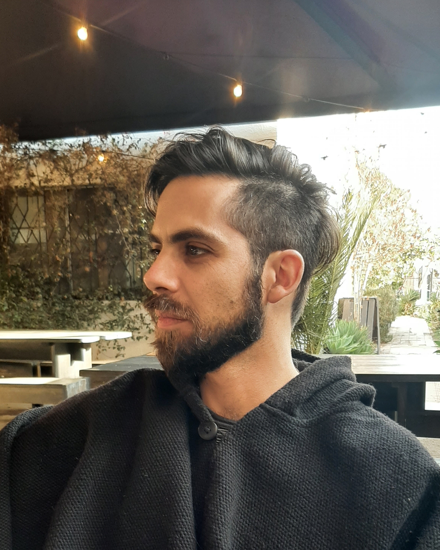 Tinder profile picture for @nr