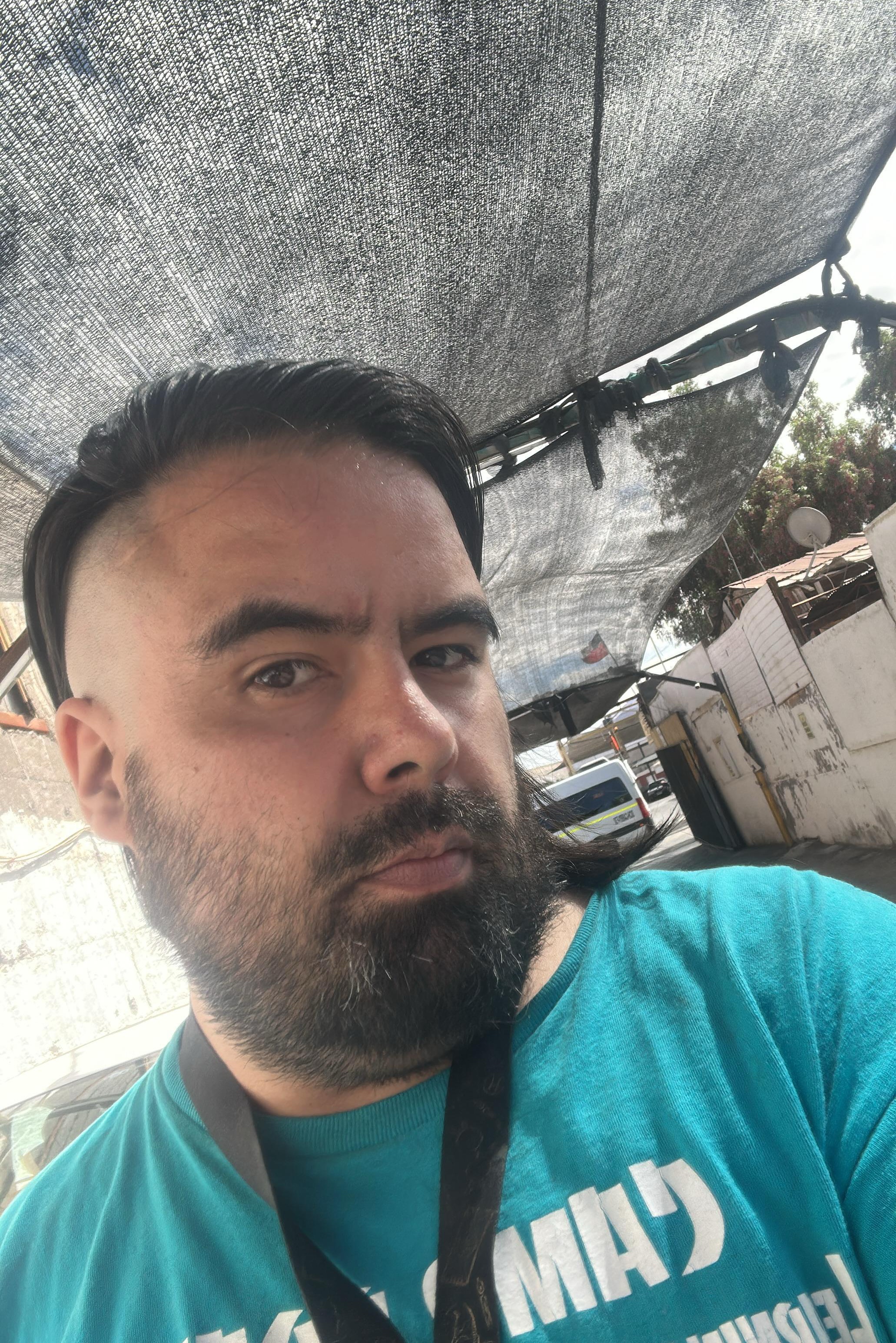 Tinder profile picture for @kerberos