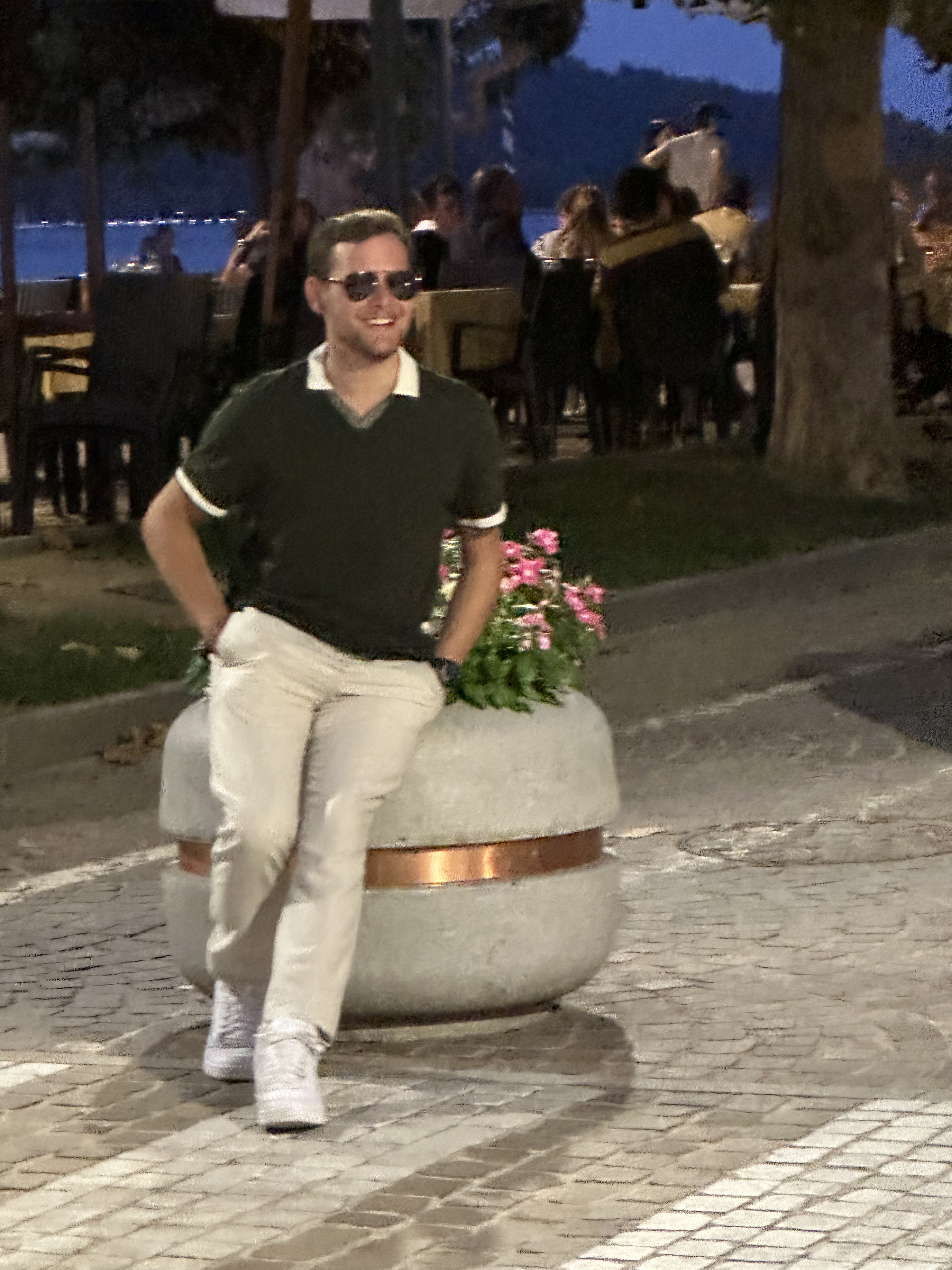 Tinder profile picture for @cam