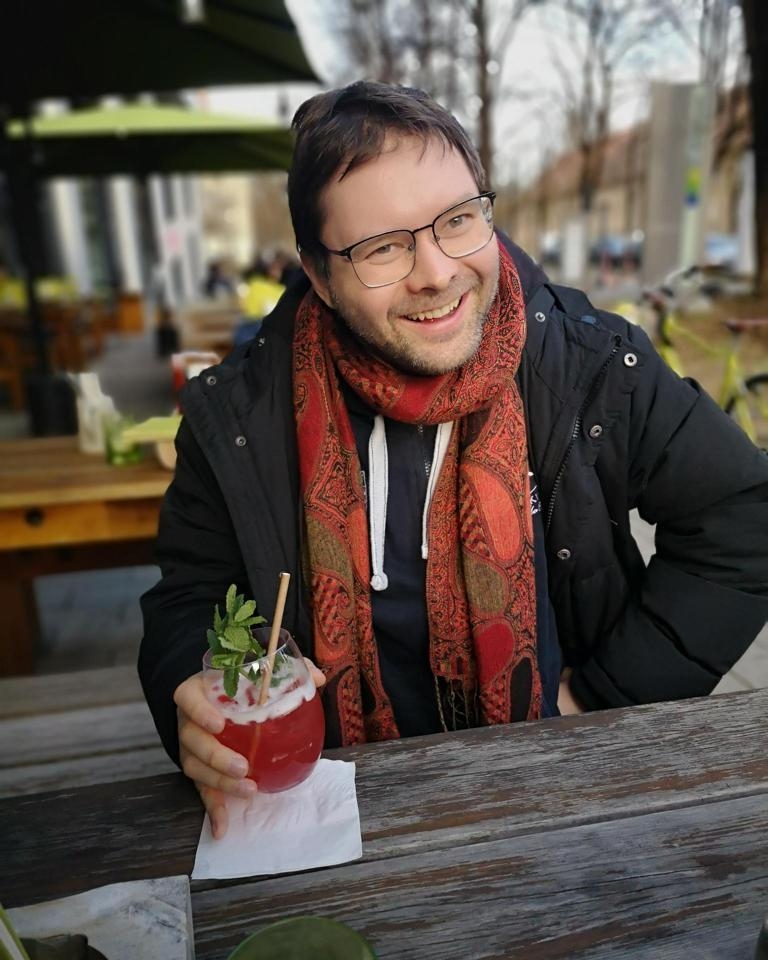 Tinder profile picture for @leipzig