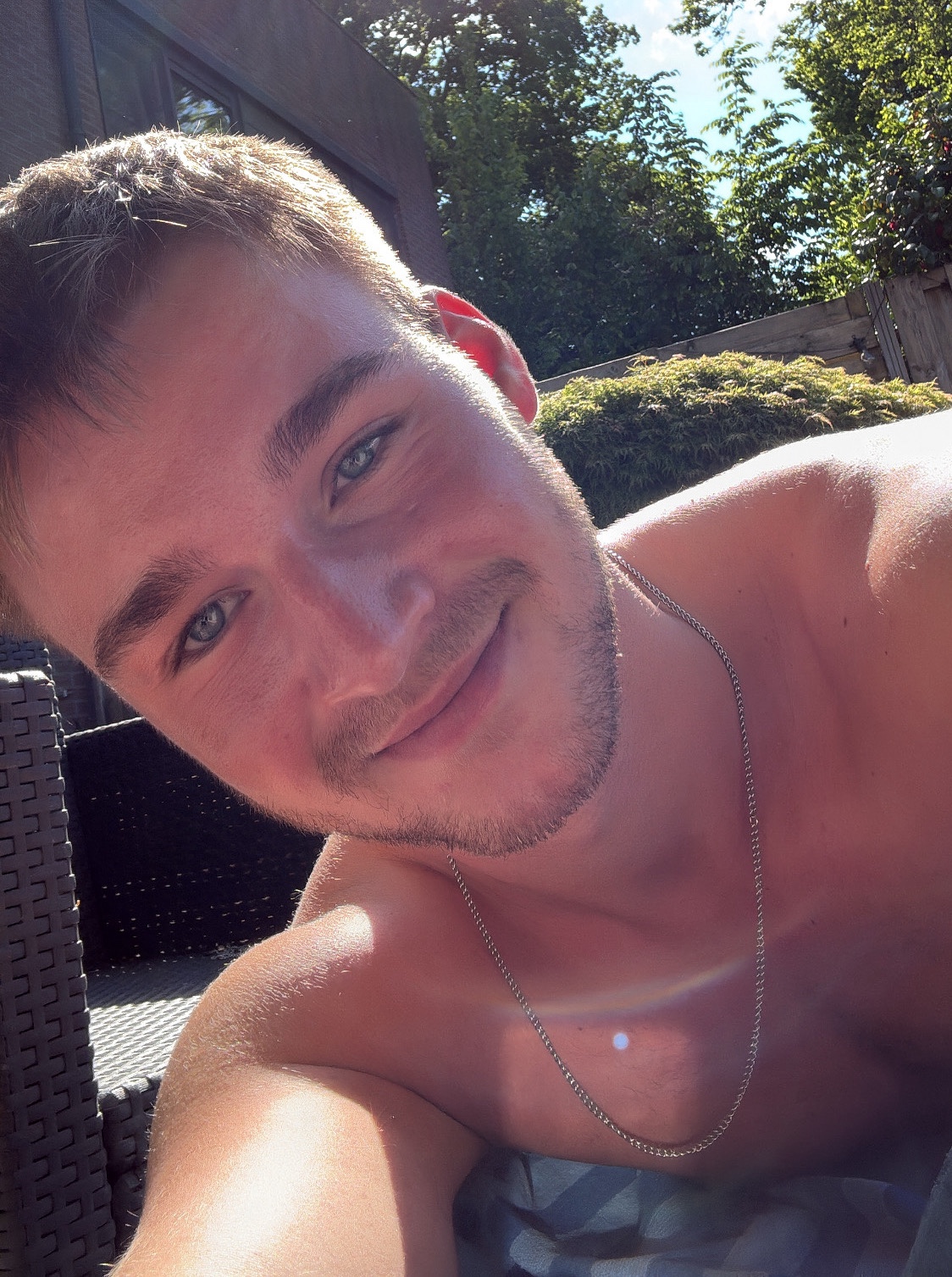 Tinder profile picture for @n