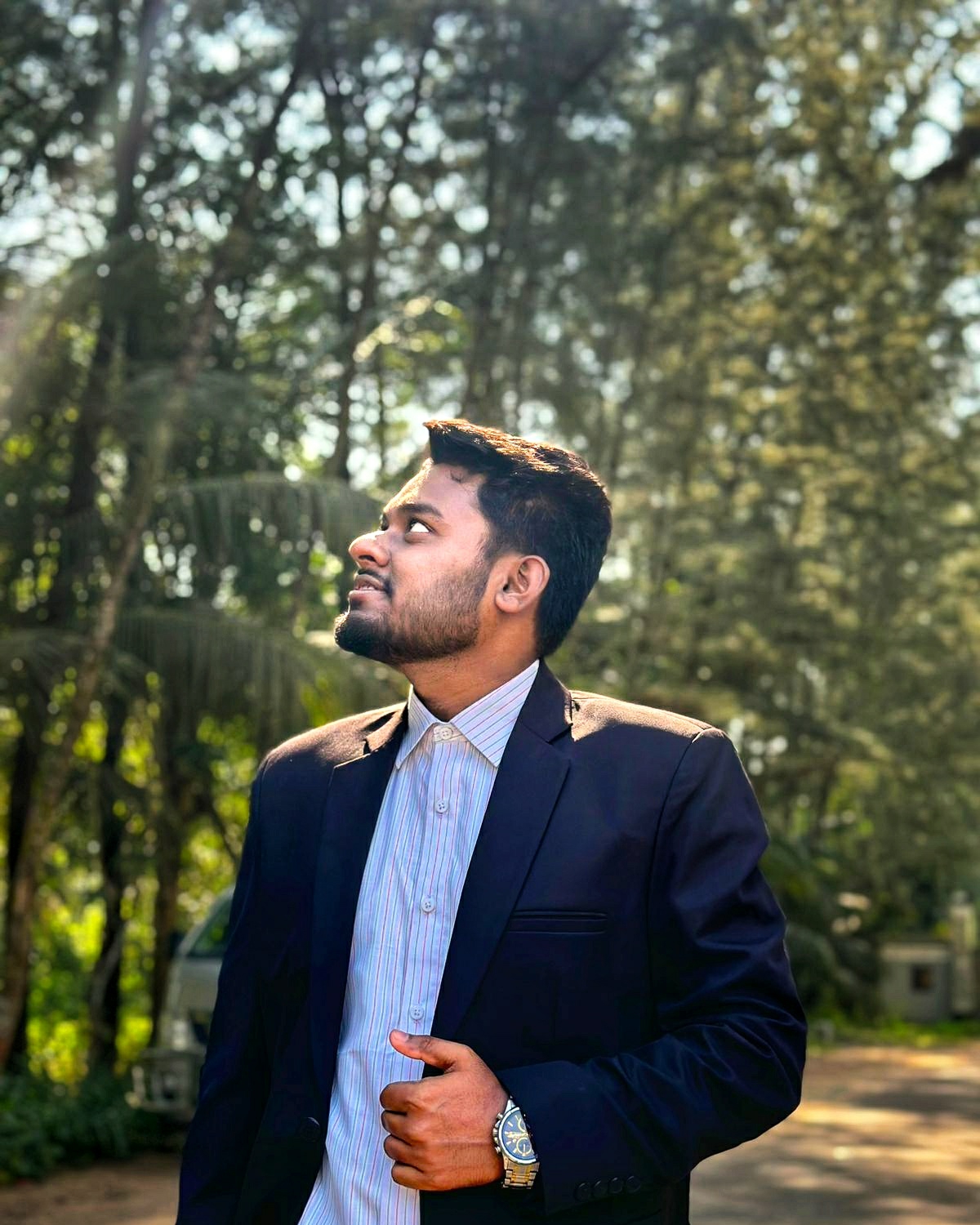 Tinder profile picture for @mohsin