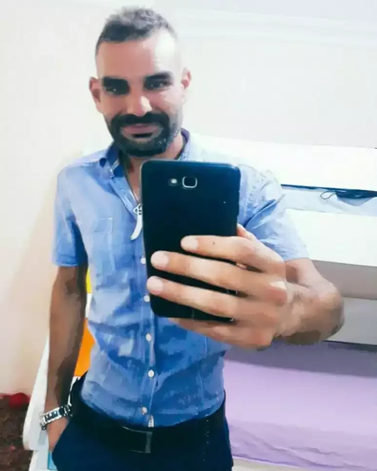 Tinder profile picture for @yildirim