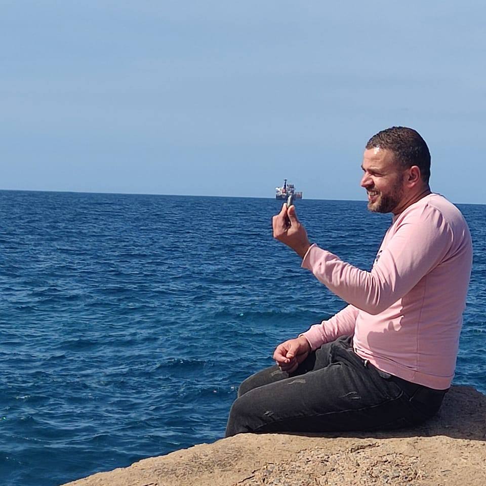 Tinder profile picture for @fofo