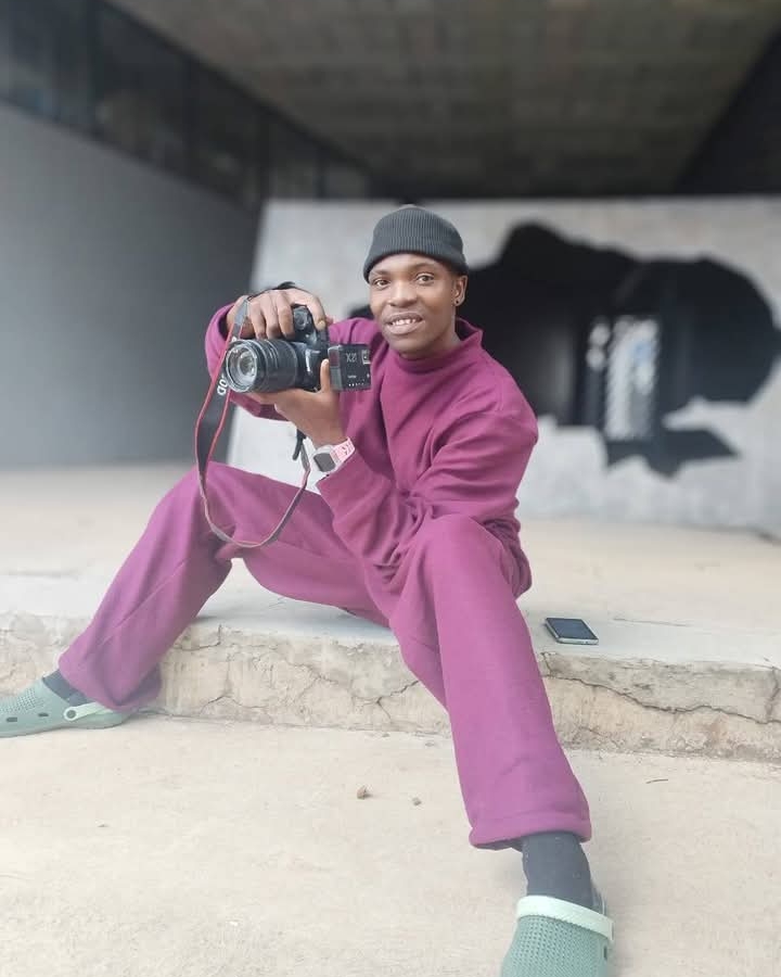 Tinder profile picture for @dripping