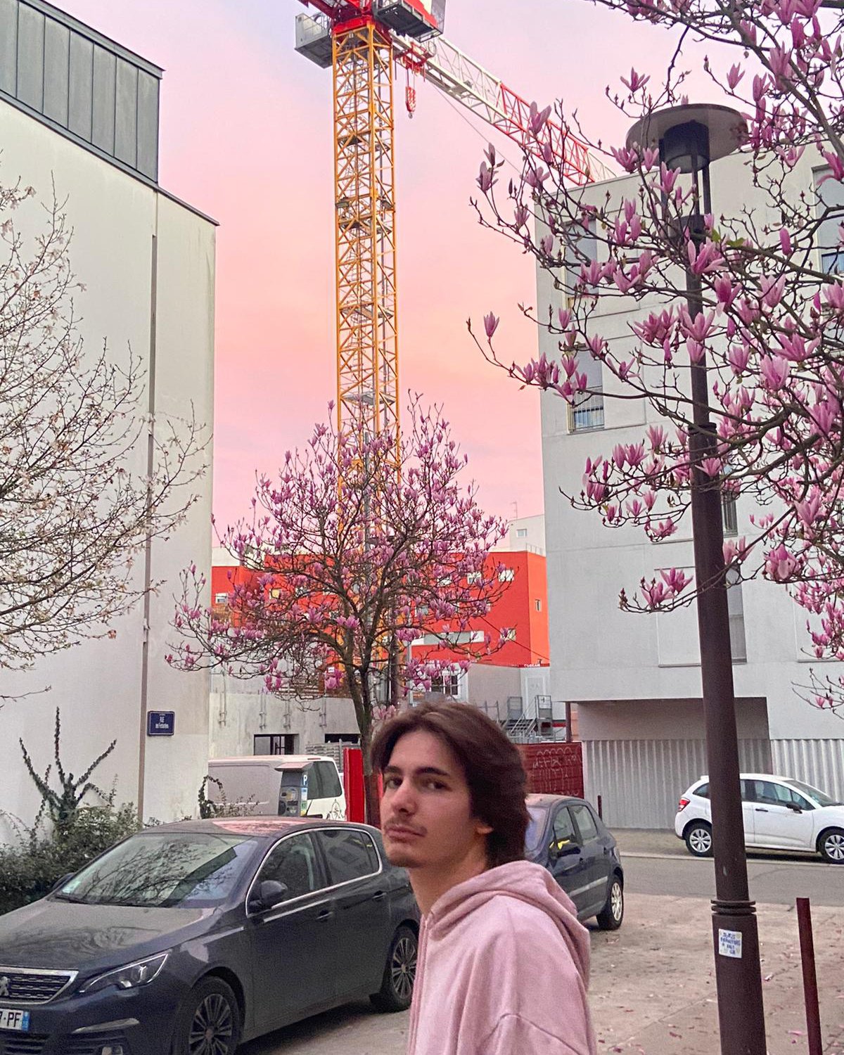 Tinder profile picture for @manoel