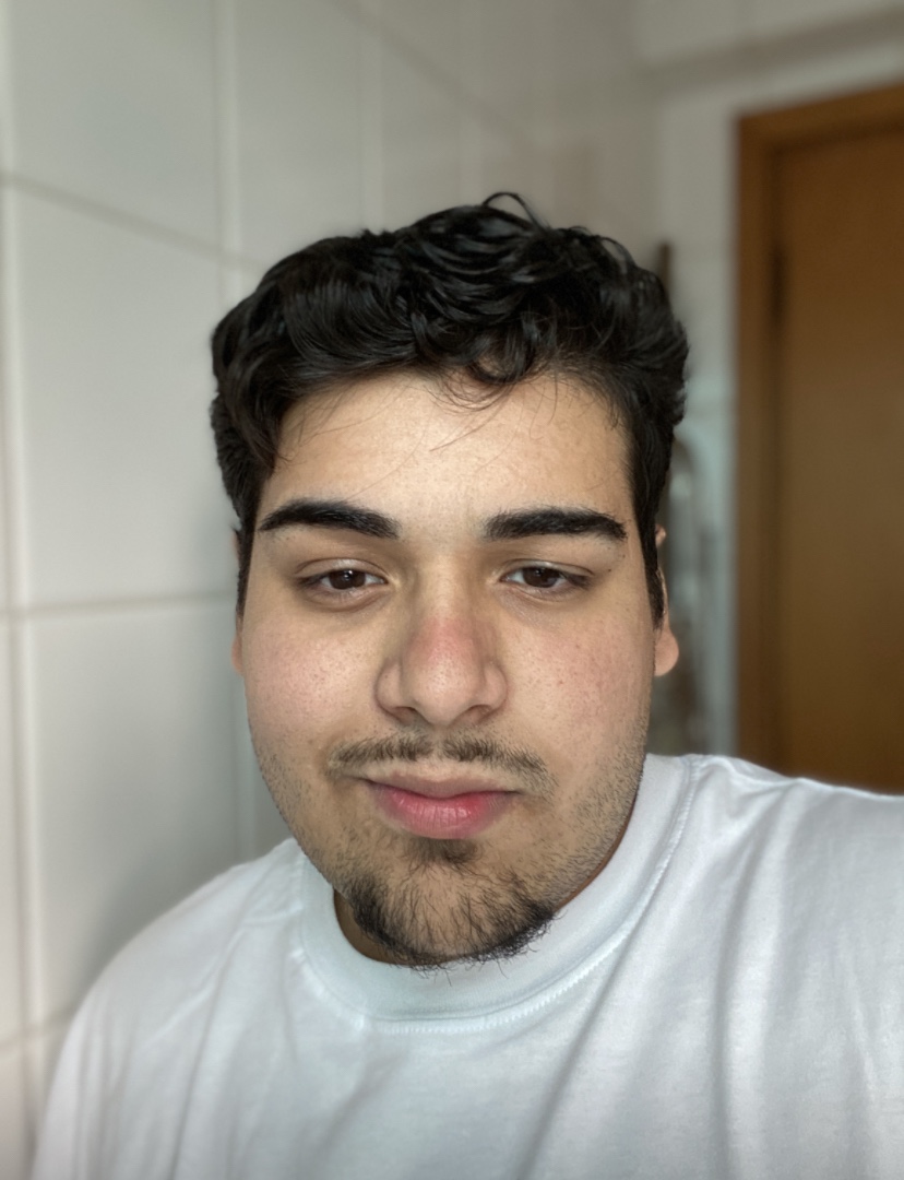 Tinder profile picture for @israel