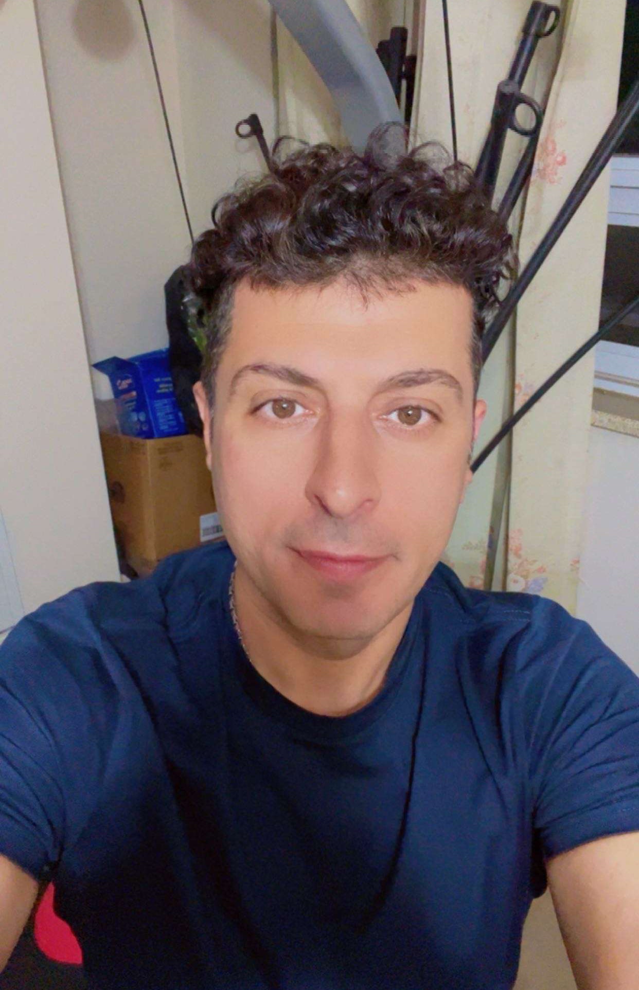 Tinder profile picture for @cyrus