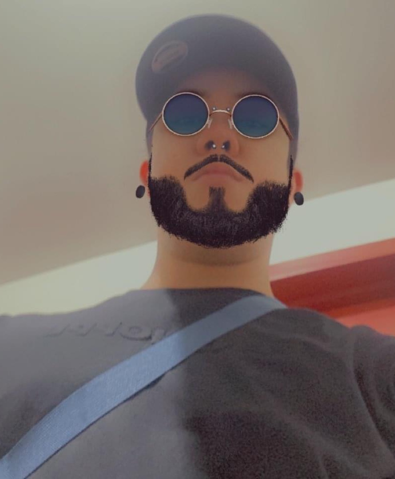 Tinder profile picture for @pula