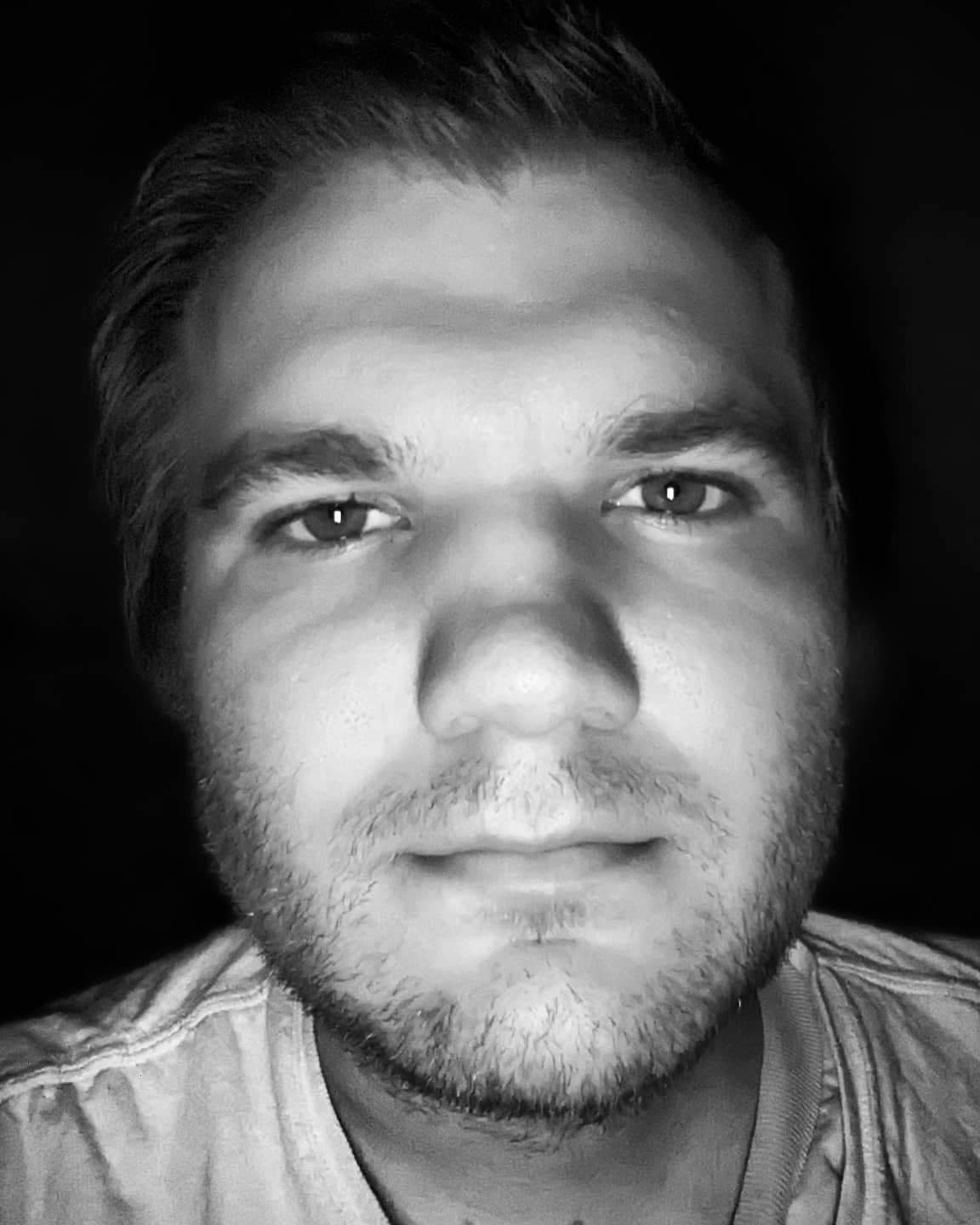 Tinder profile picture for @handicapped