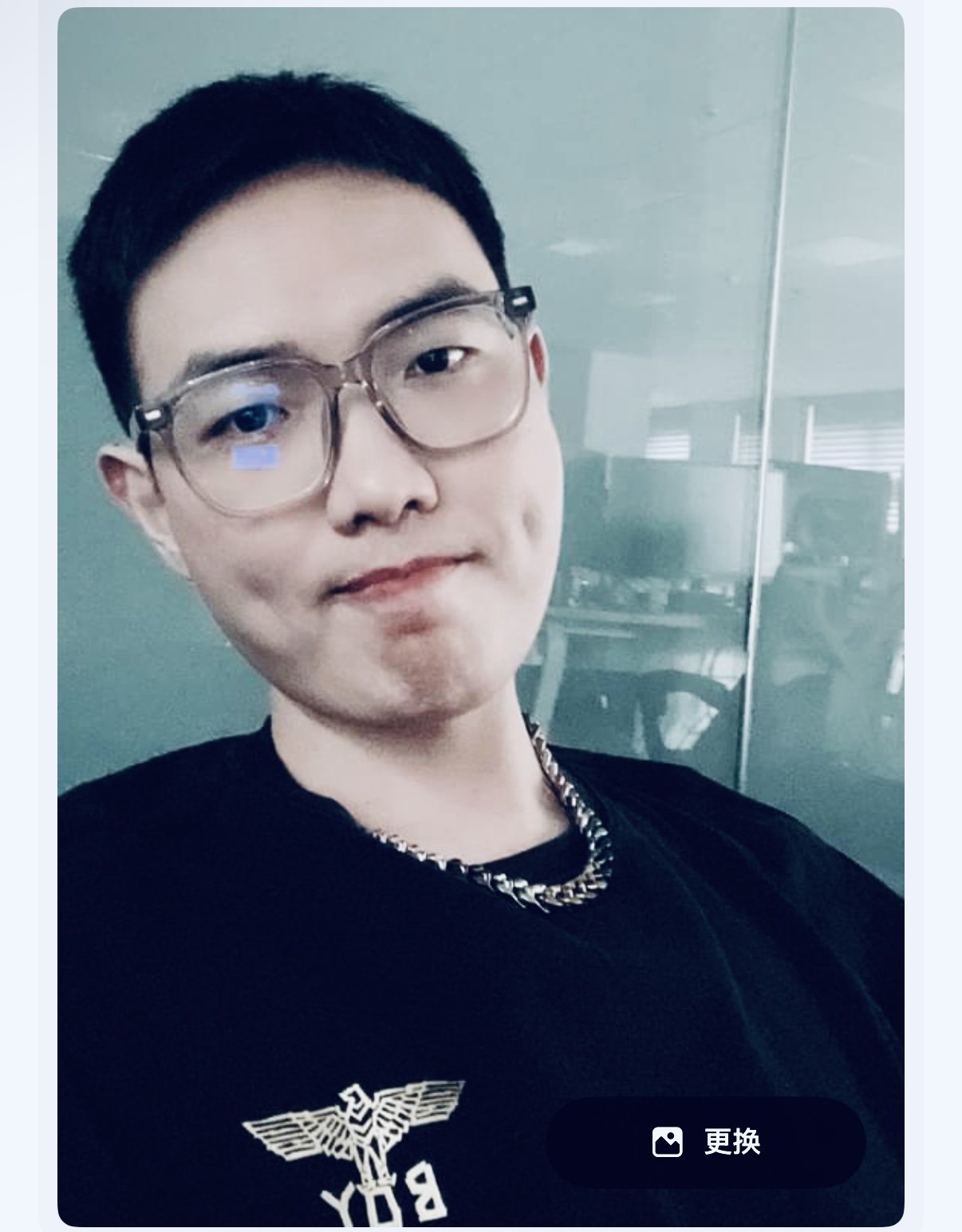 Tinder profile picture for @oranges