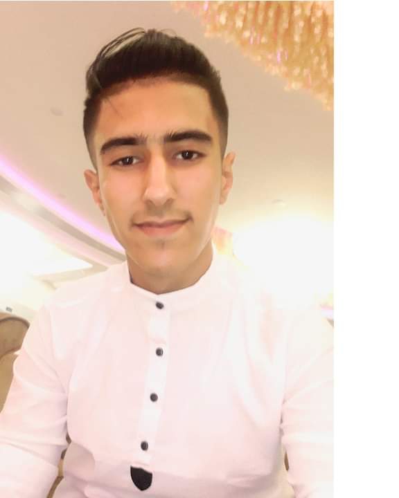 Tinder profile picture for @moussa