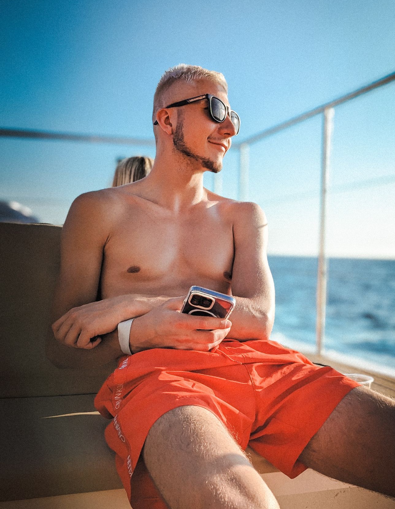 Tinder profile picture for @tutor