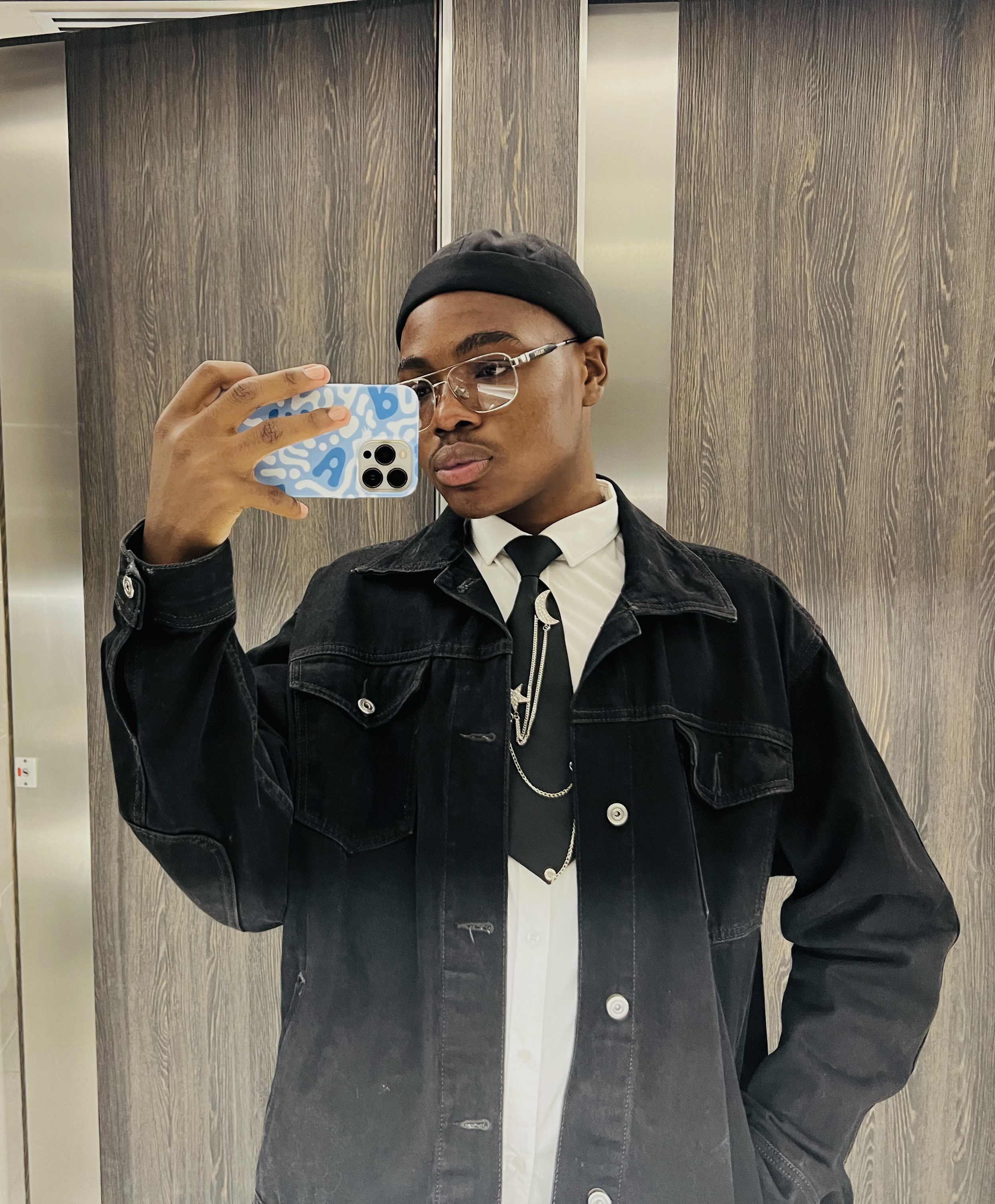Tinder profile picture for @rings