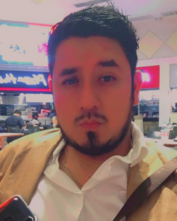 Tinder profile picture for @stalin