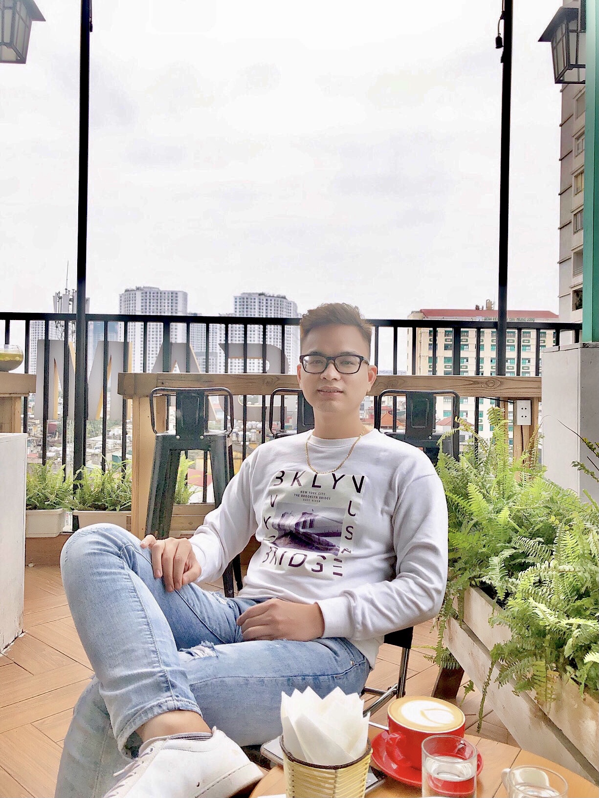 Tinder profile picture for @toan