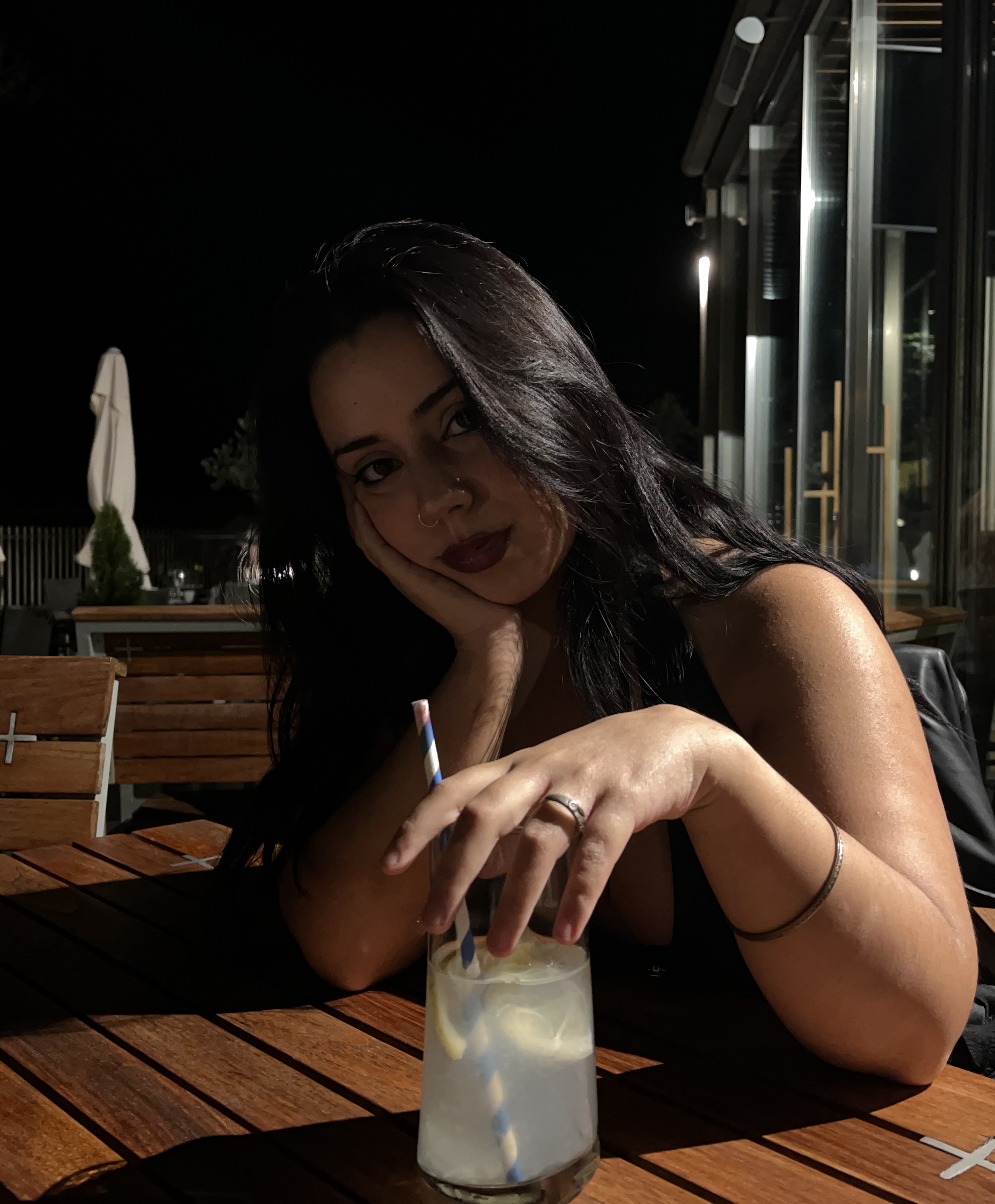 Tinder profile picture for @mriana