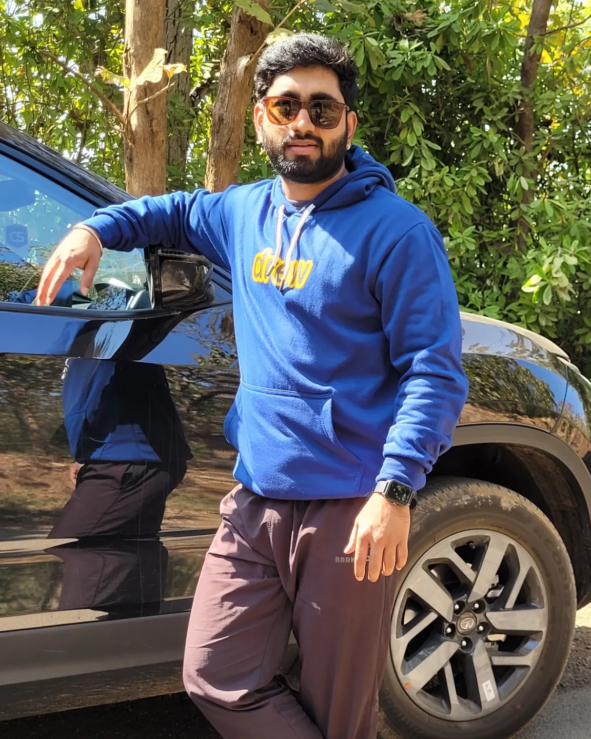 Tinder profile picture for @ksh