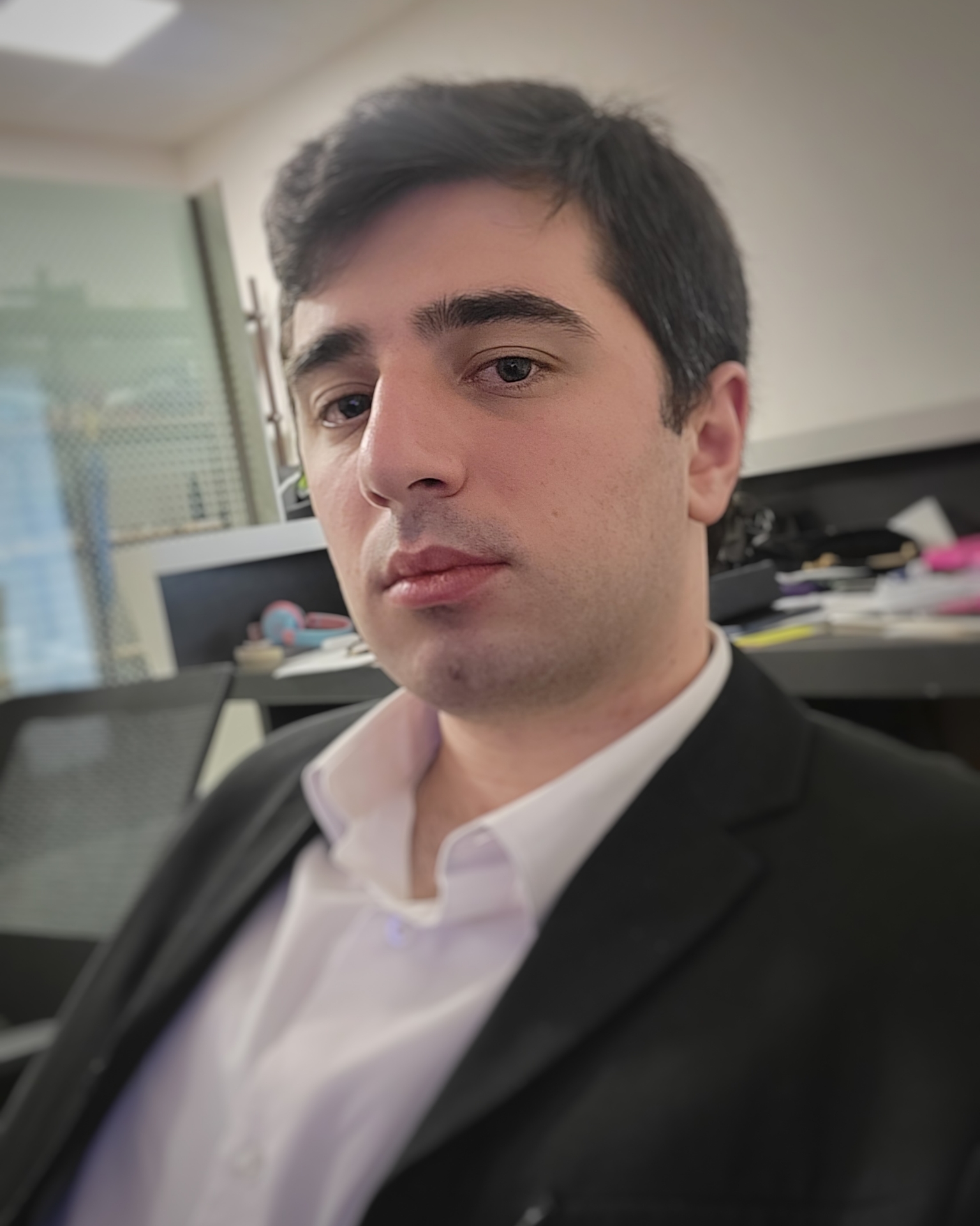 Tinder profile picture for @sergiii