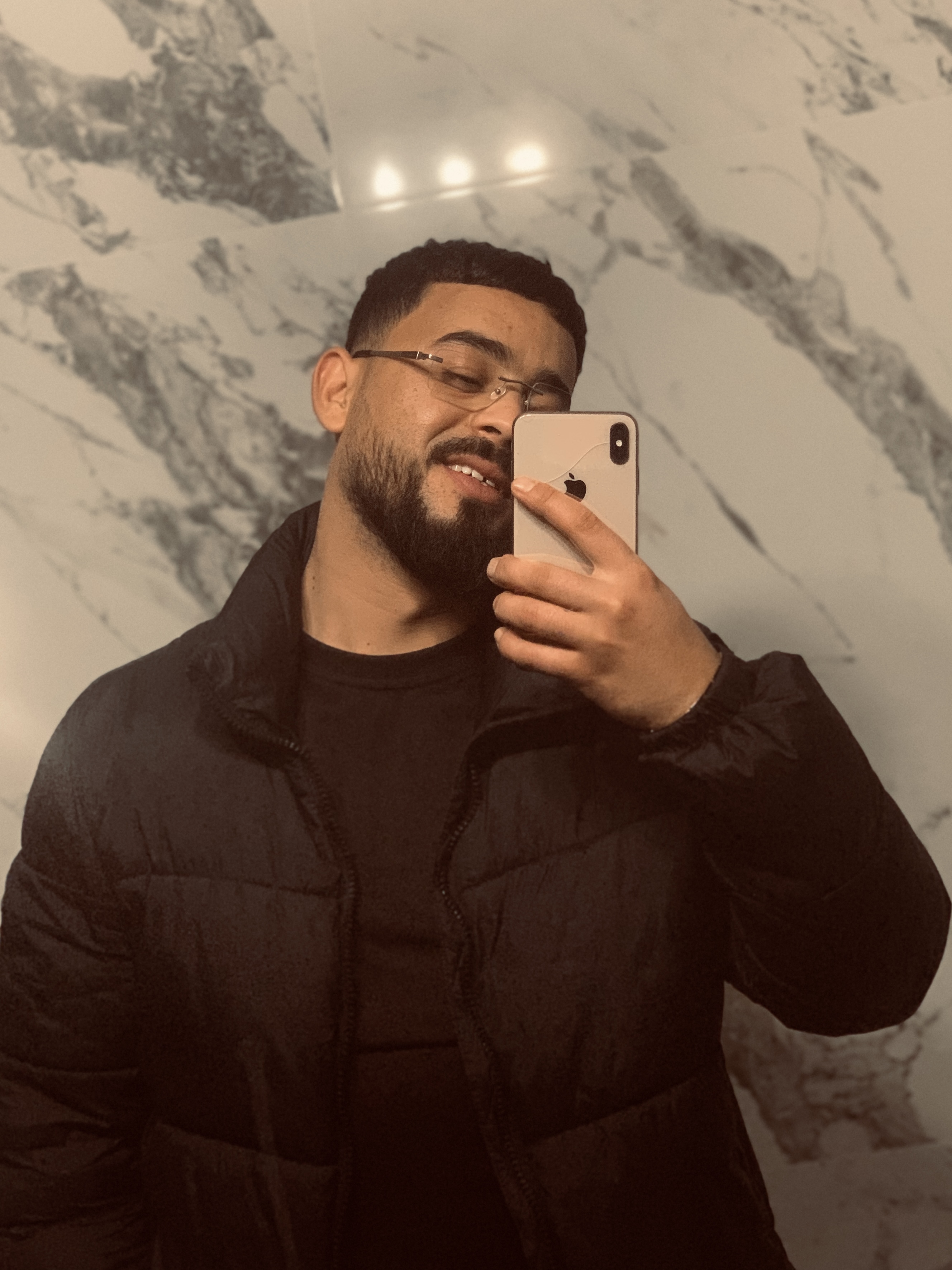 Tinder profile picture for @louai