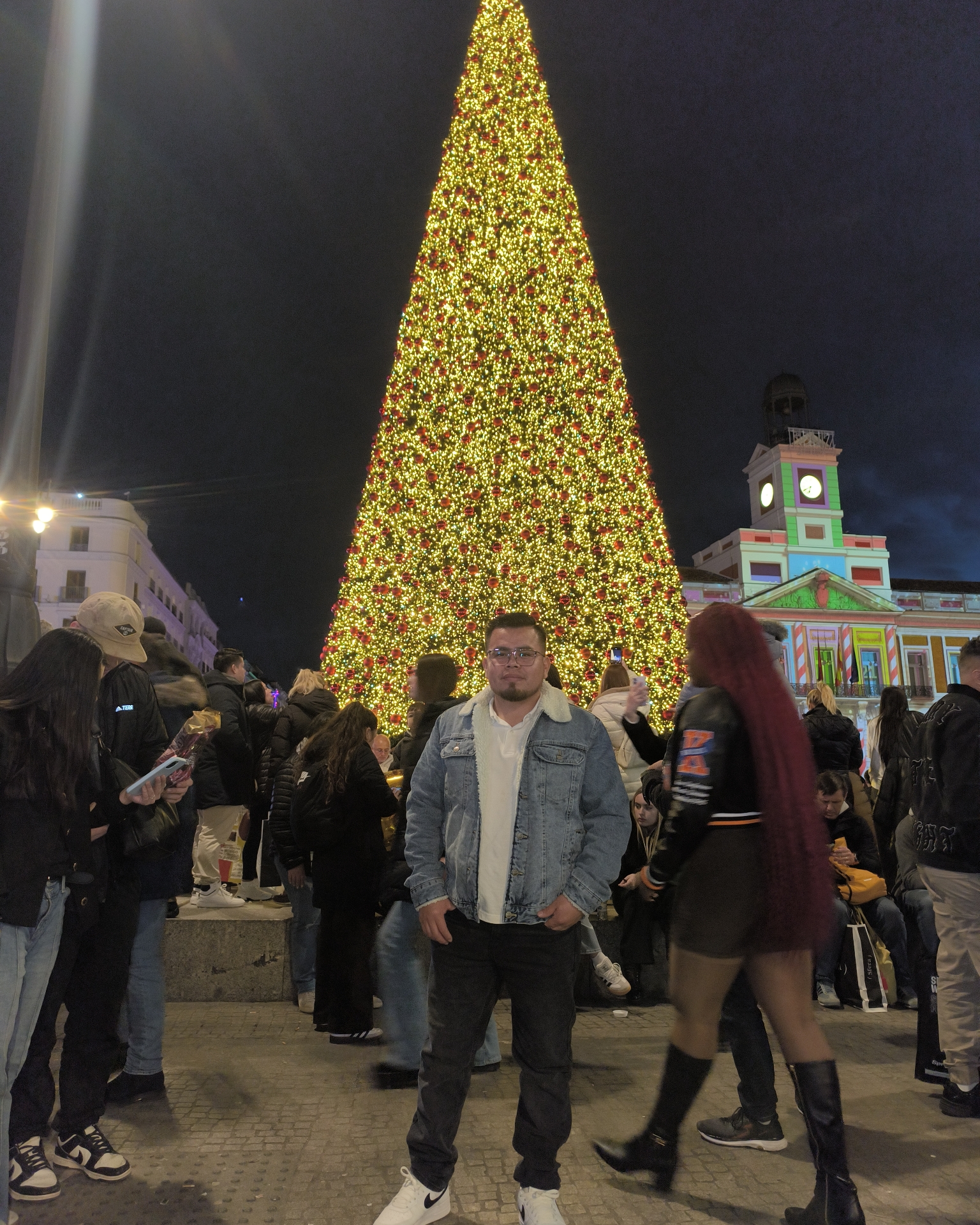 Tinder profile picture for @jarol123