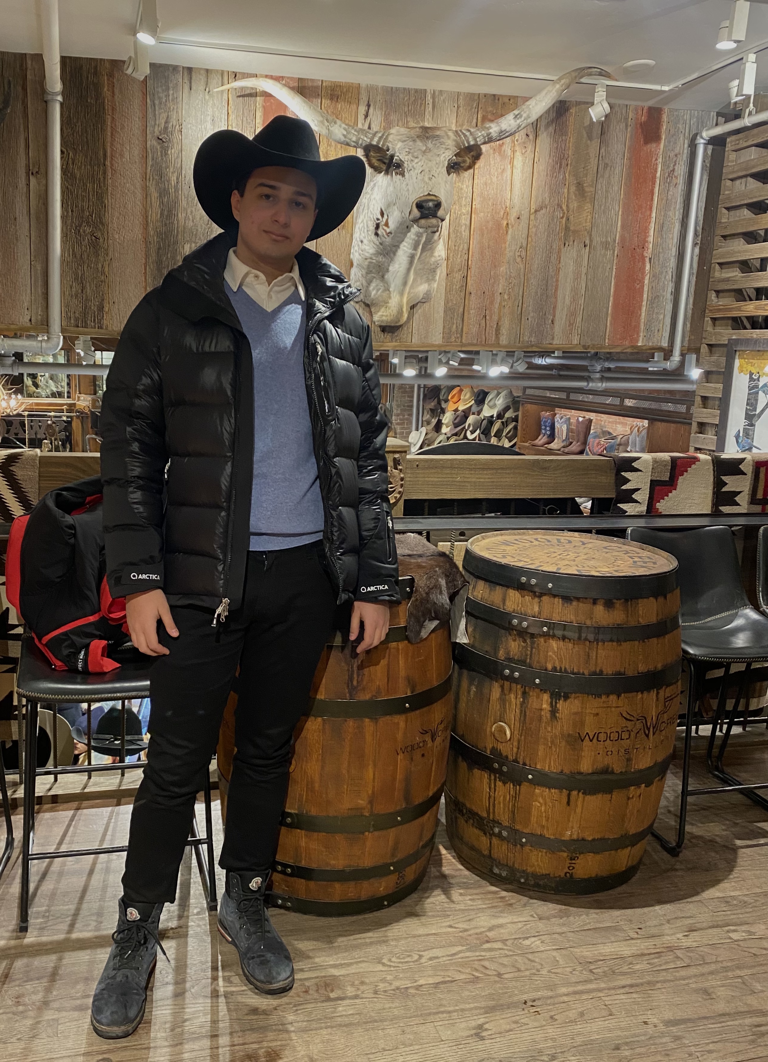 Tinder profile picture for @matrices