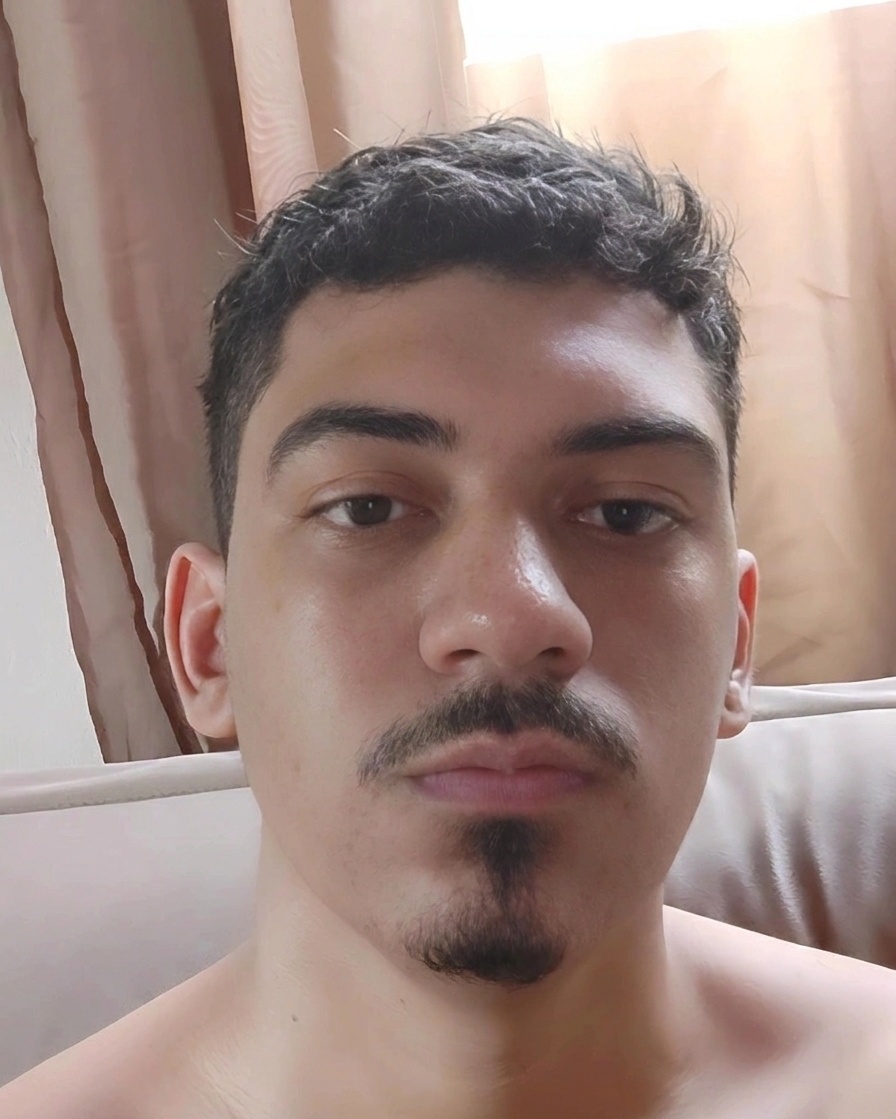 Tinder profile picture for @cheater