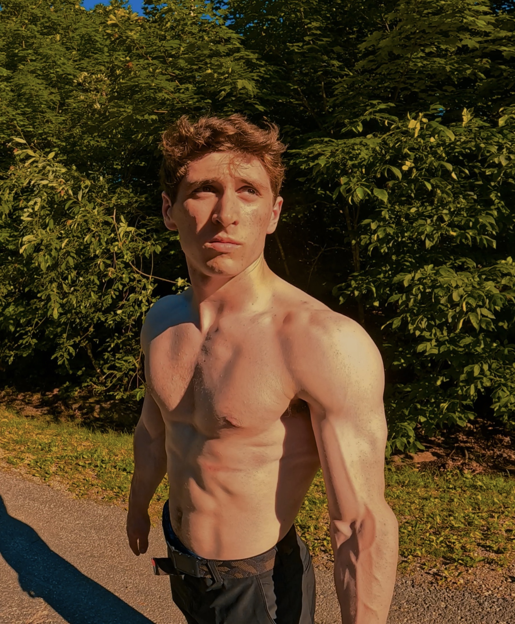 Tinder profile picture for @liam