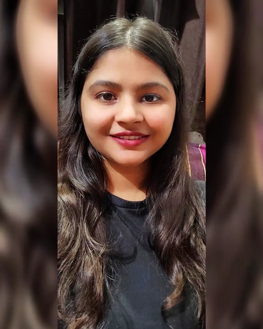 Tinder profile picture for @kajal