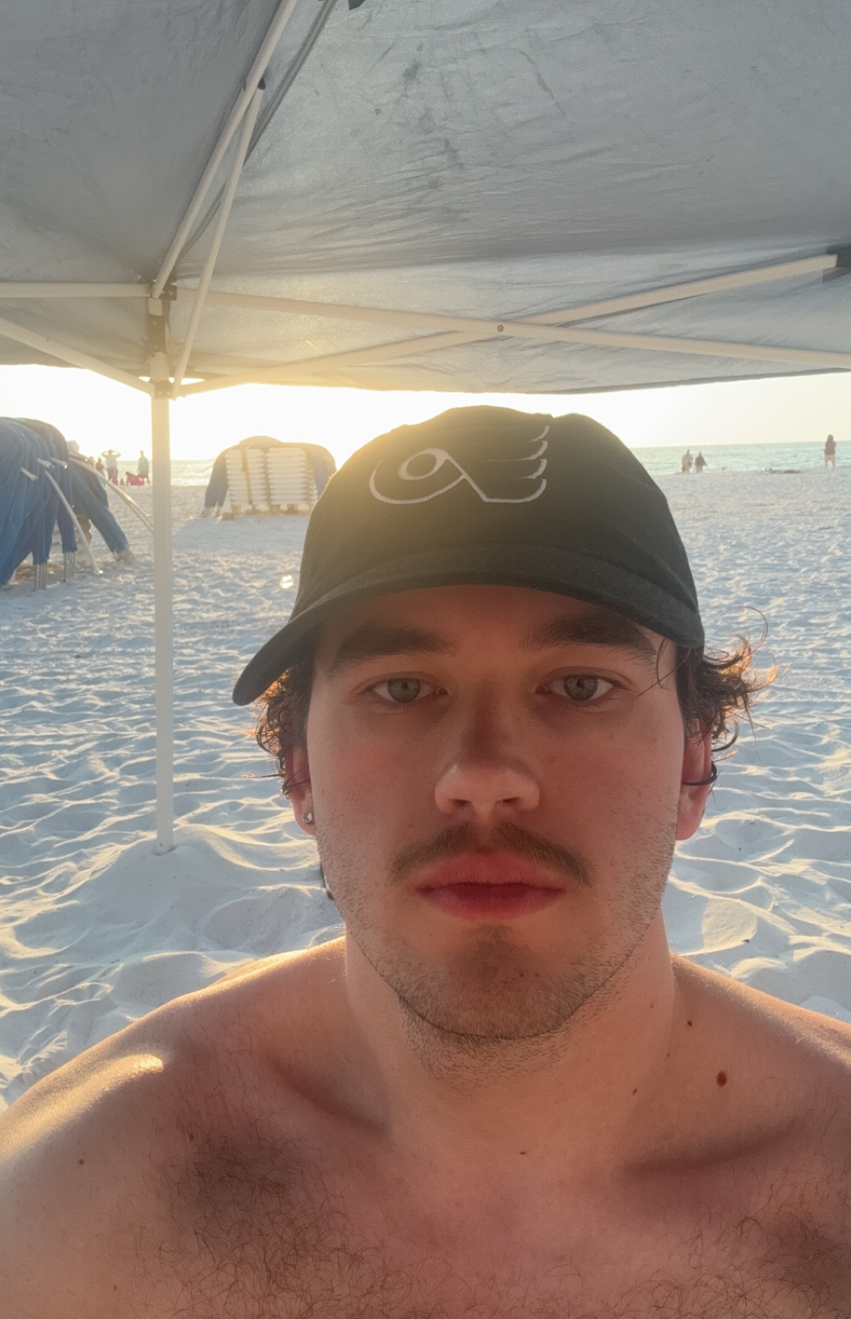 Tinder profile picture for @transports
