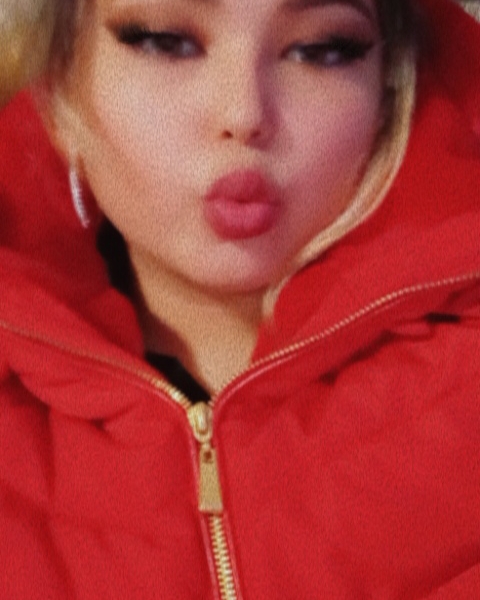 Tinder profile picture for @sleepless